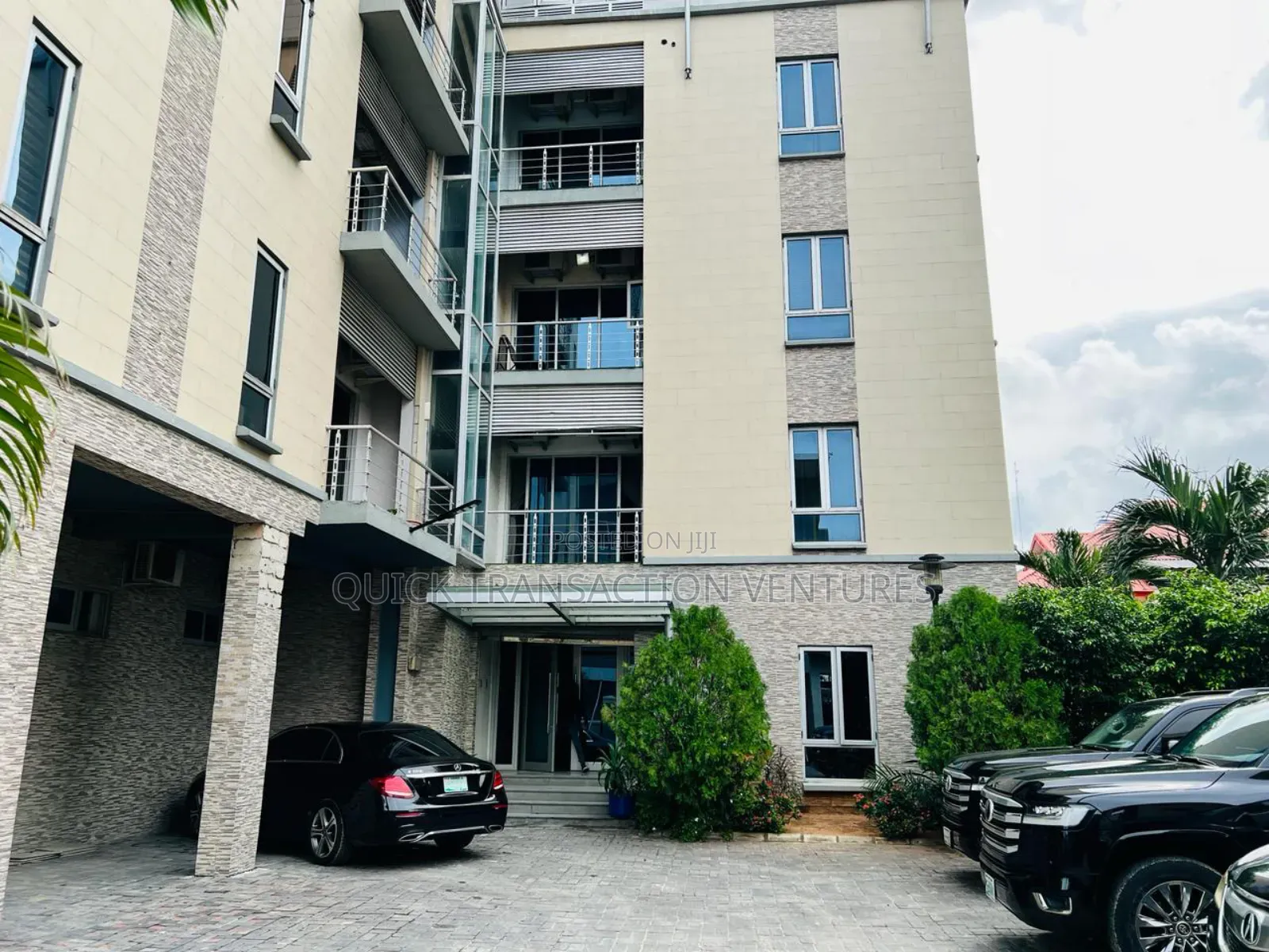 3bdrm Block of Flats in Lekki Phase 1 for rent in Lekki Phase 1