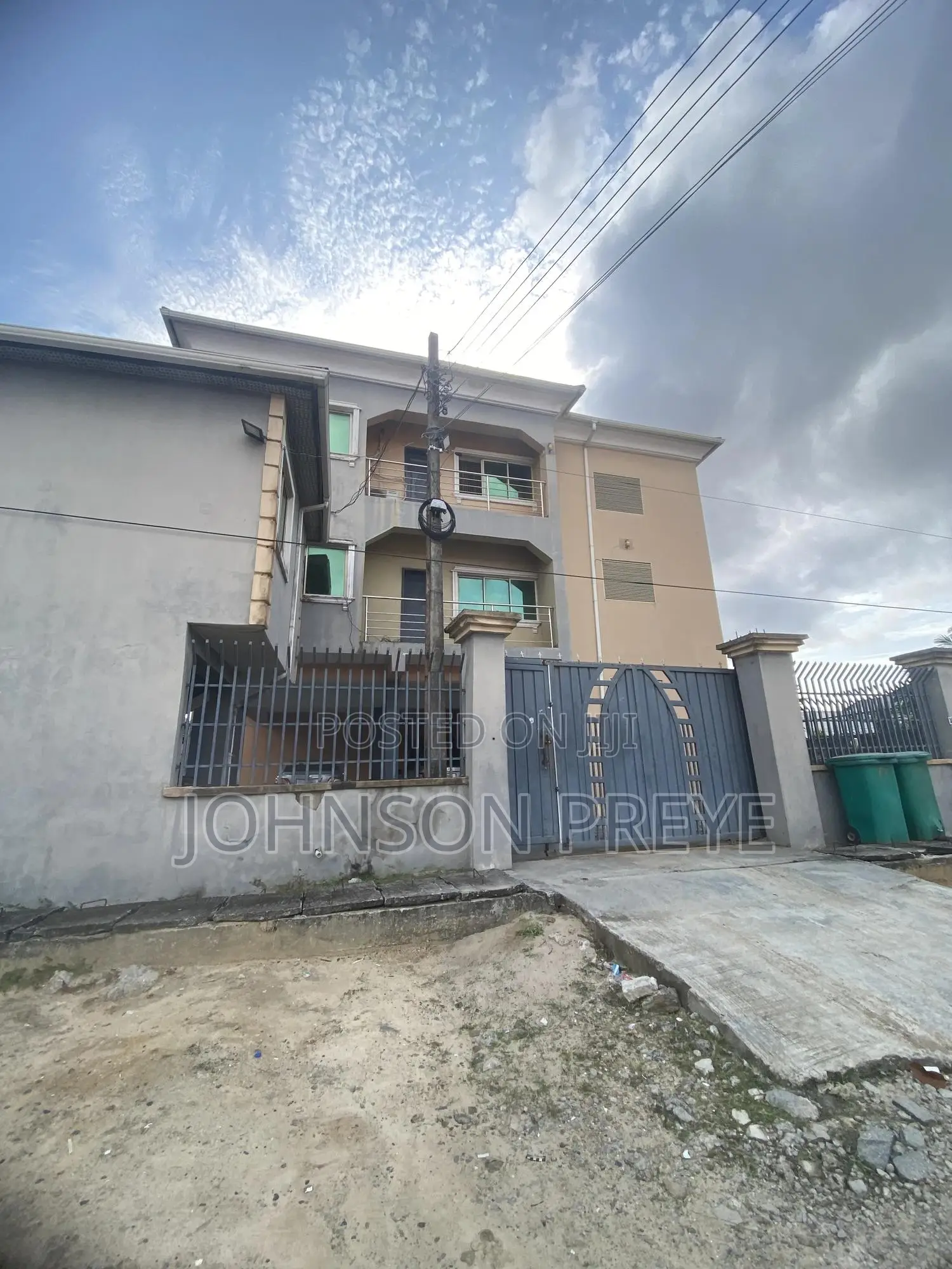 7 Units 3,2,1, Apartments for Sale in Abijo