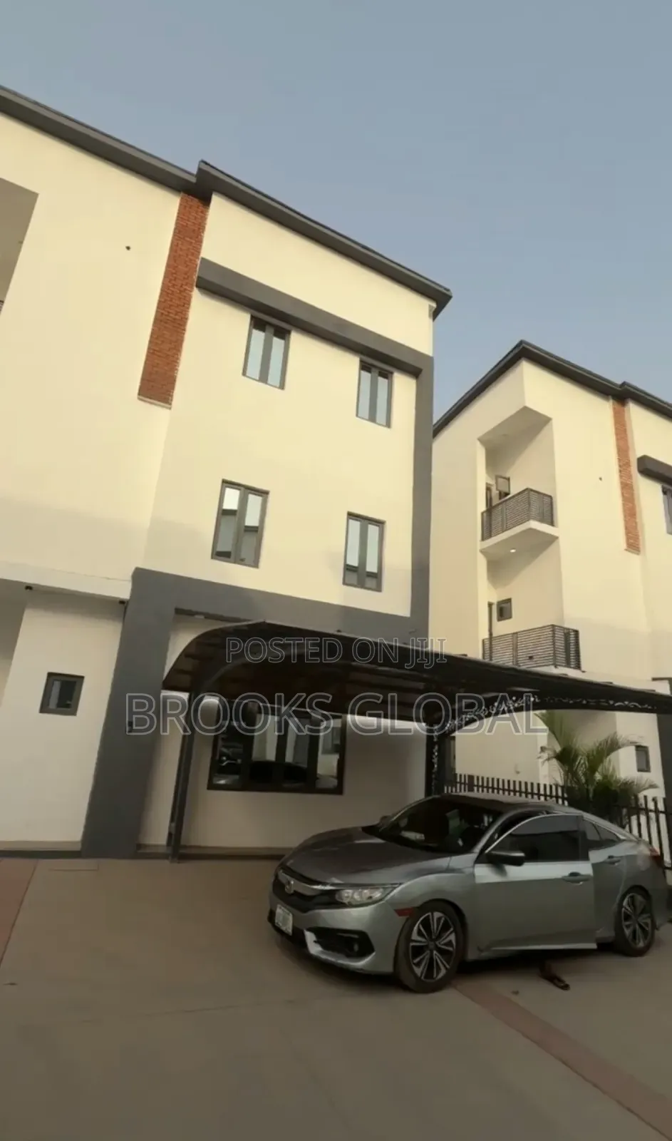 5bdrm Duplex in Kado for sale in Kado
