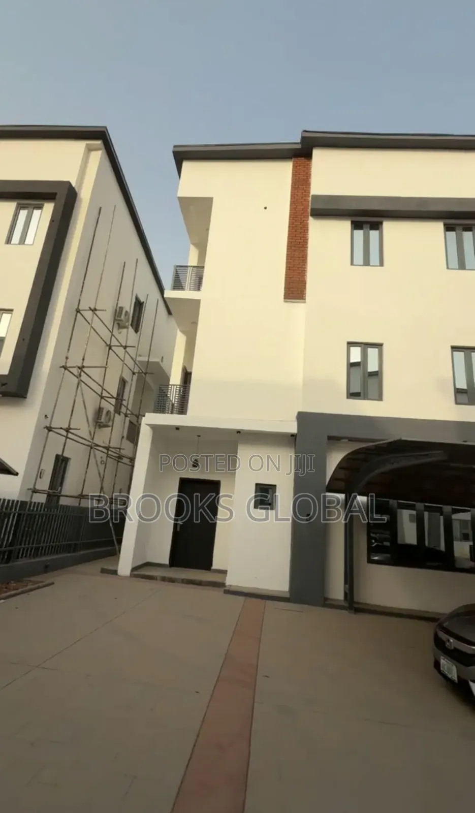 5bdrm Duplex in Kado for sale in Kado