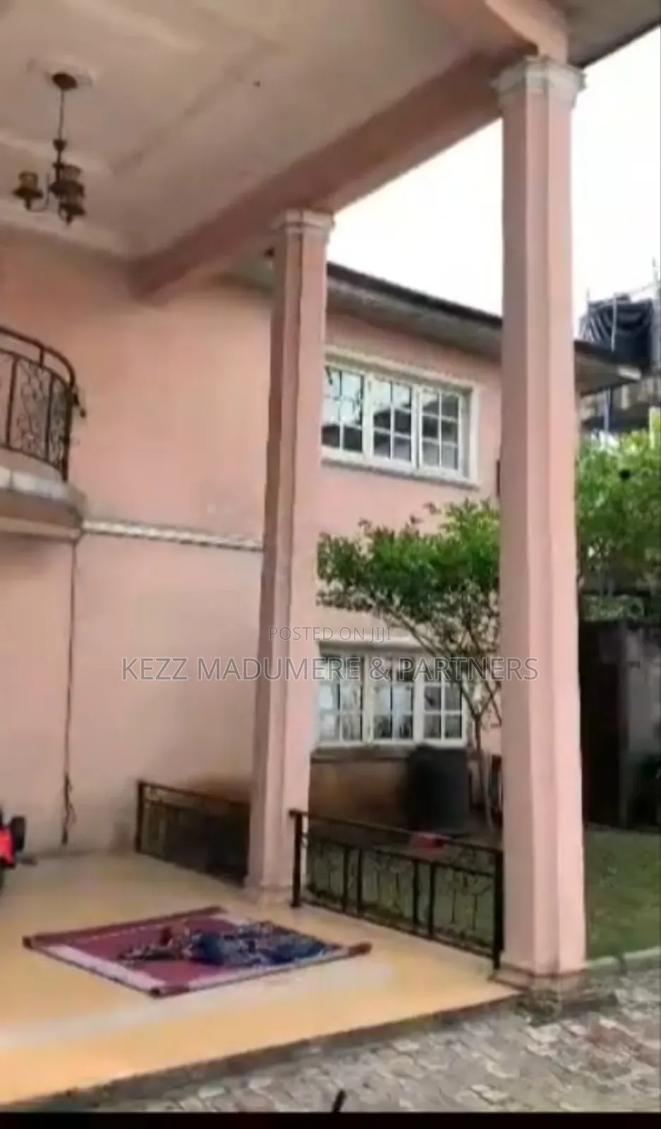 5bdrm Duplex in Off Sars Road , Port for rent in Port-Harcourt