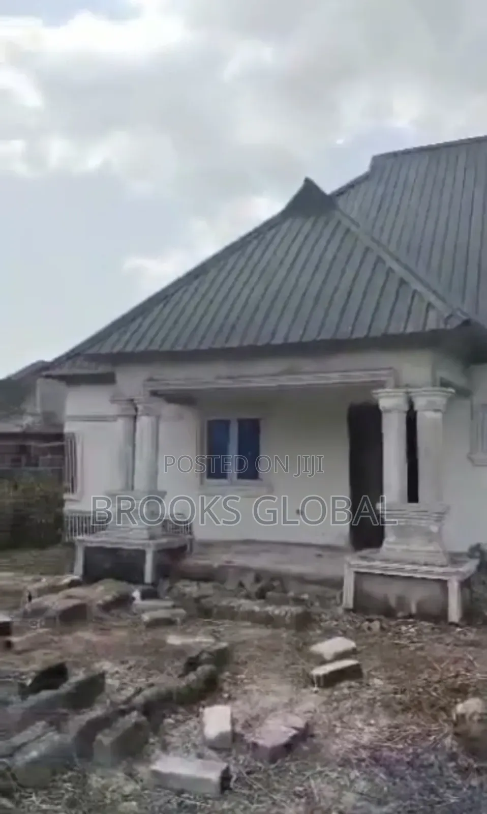 3bdrm Bungalow in Ethiope East for sale in Ethiope East
