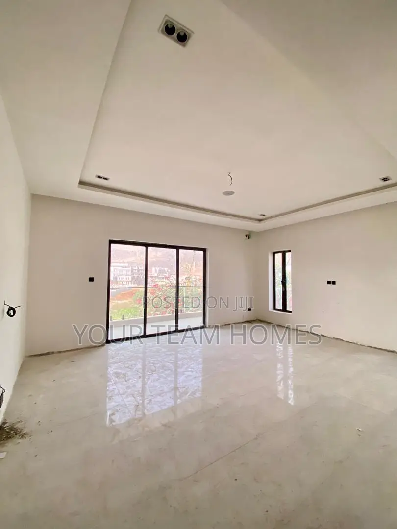 6bdrm Duplex in Katampe Extension for sale in Katampe Extension