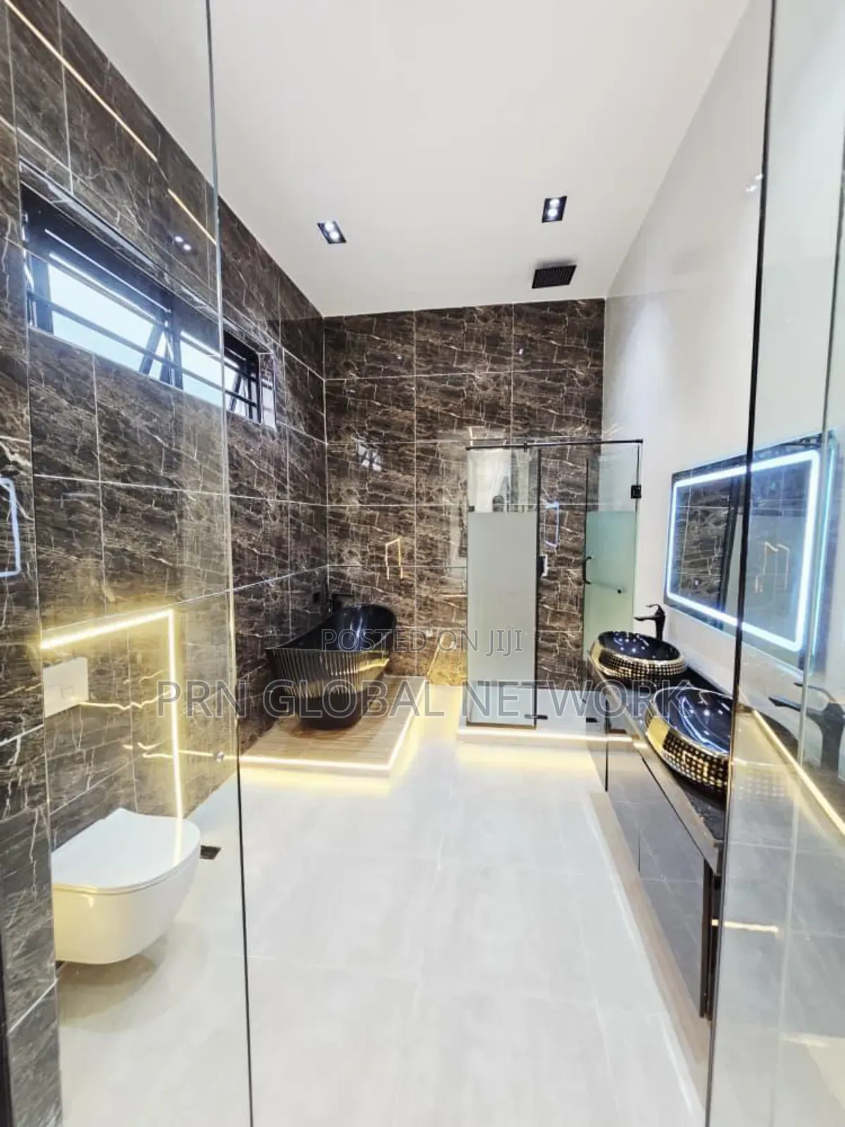 Furnished 5bdrm Duplex in Daffodil Grdens, Chevron for sale in Chevron