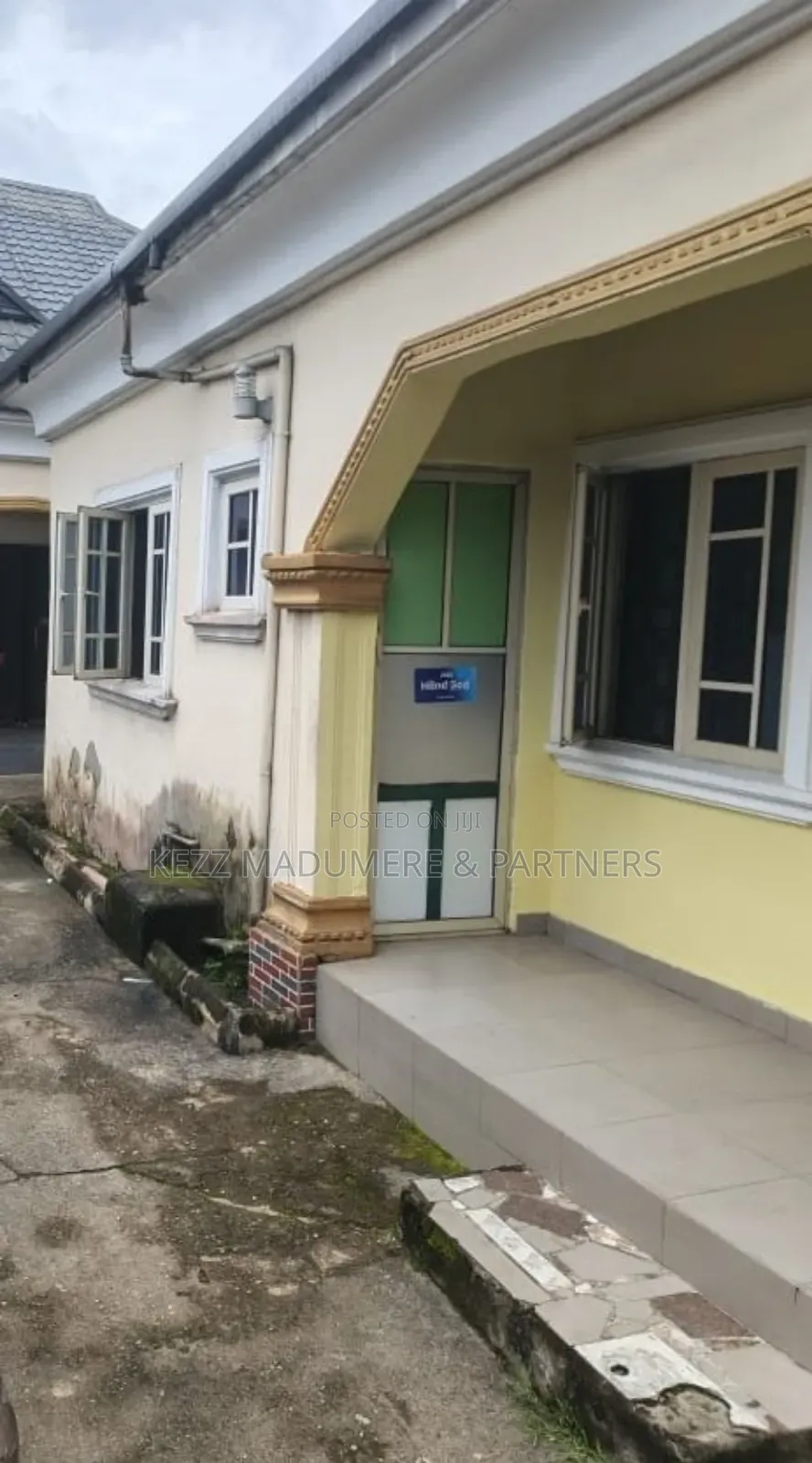 5bdrm Bungalow in Near New Rd, for sale in Rukpokwu