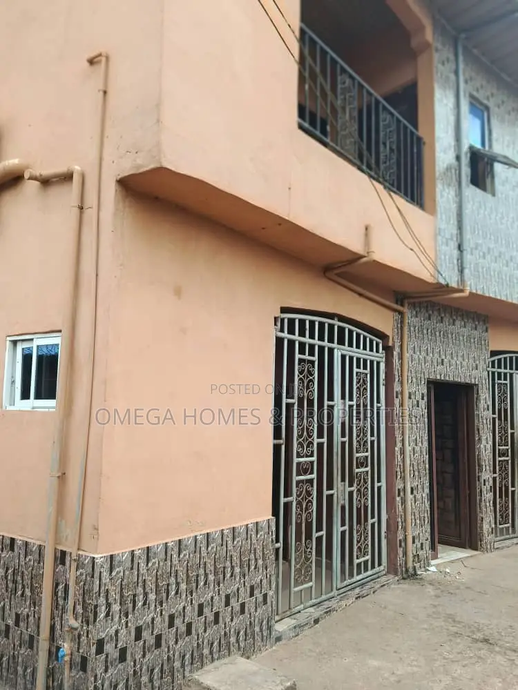 2bdrm Apartment in Afara, Umuahia for sale in Umuahia