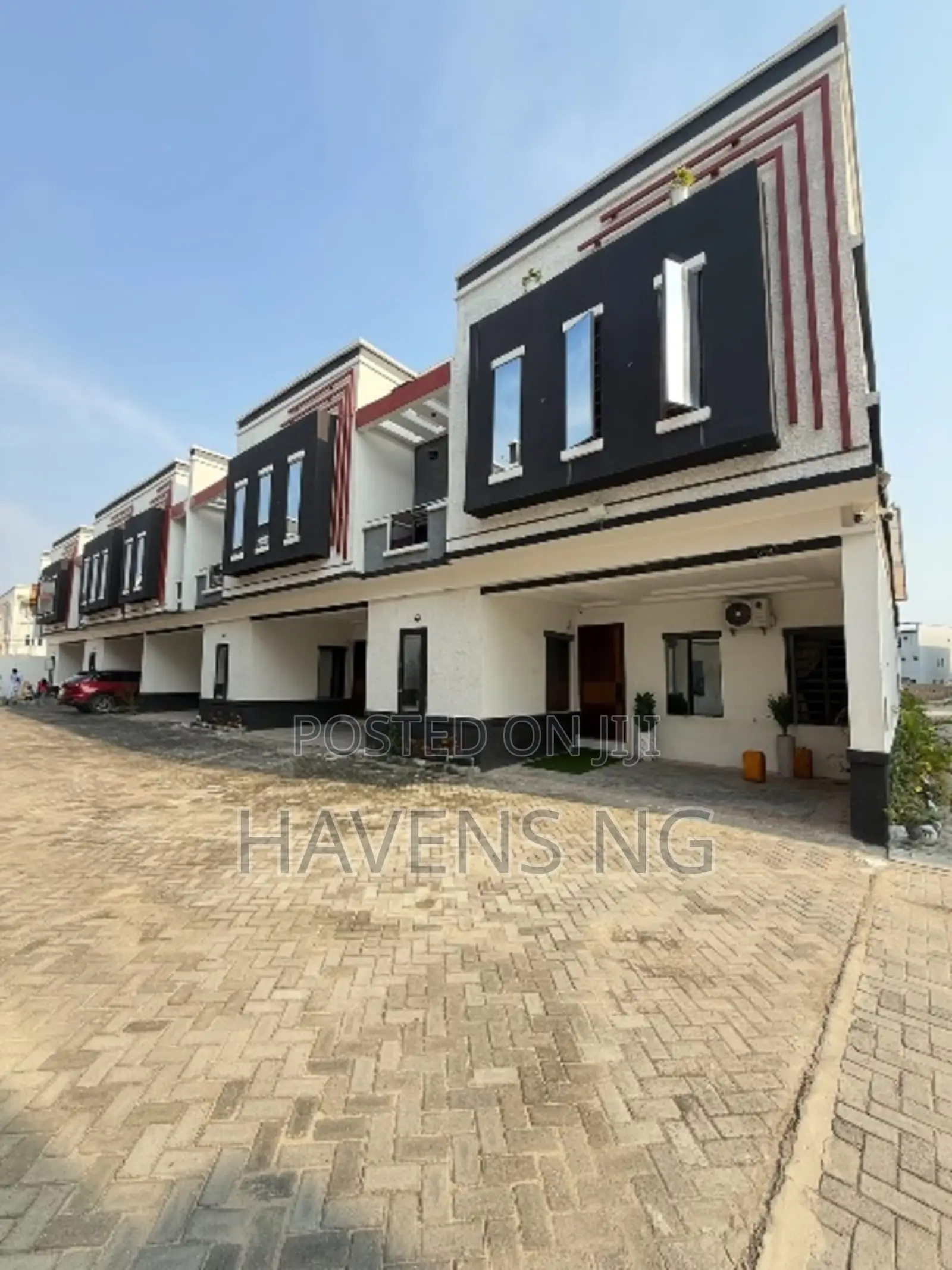 4bdrm Duplex in Lekki Phase 1 for sale in Lekki Phase 1