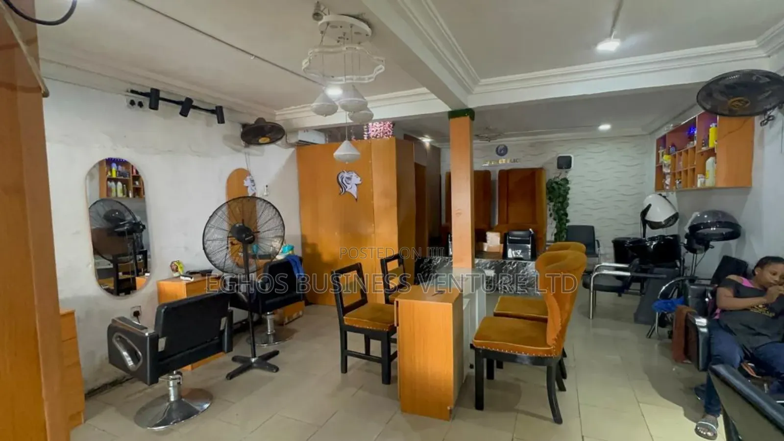 Luxury Unisex Saloon for Sale at New Benin in Benin City