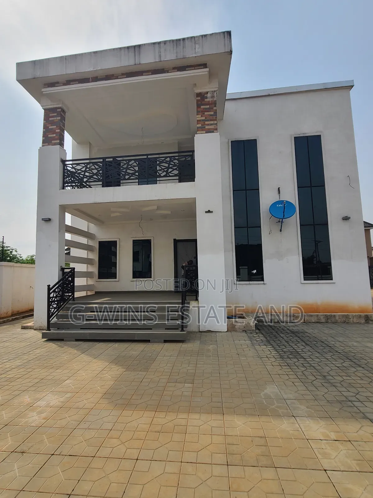 5bdrm Duplex in Okhuoromi Off, Benin City for sale in Benin City