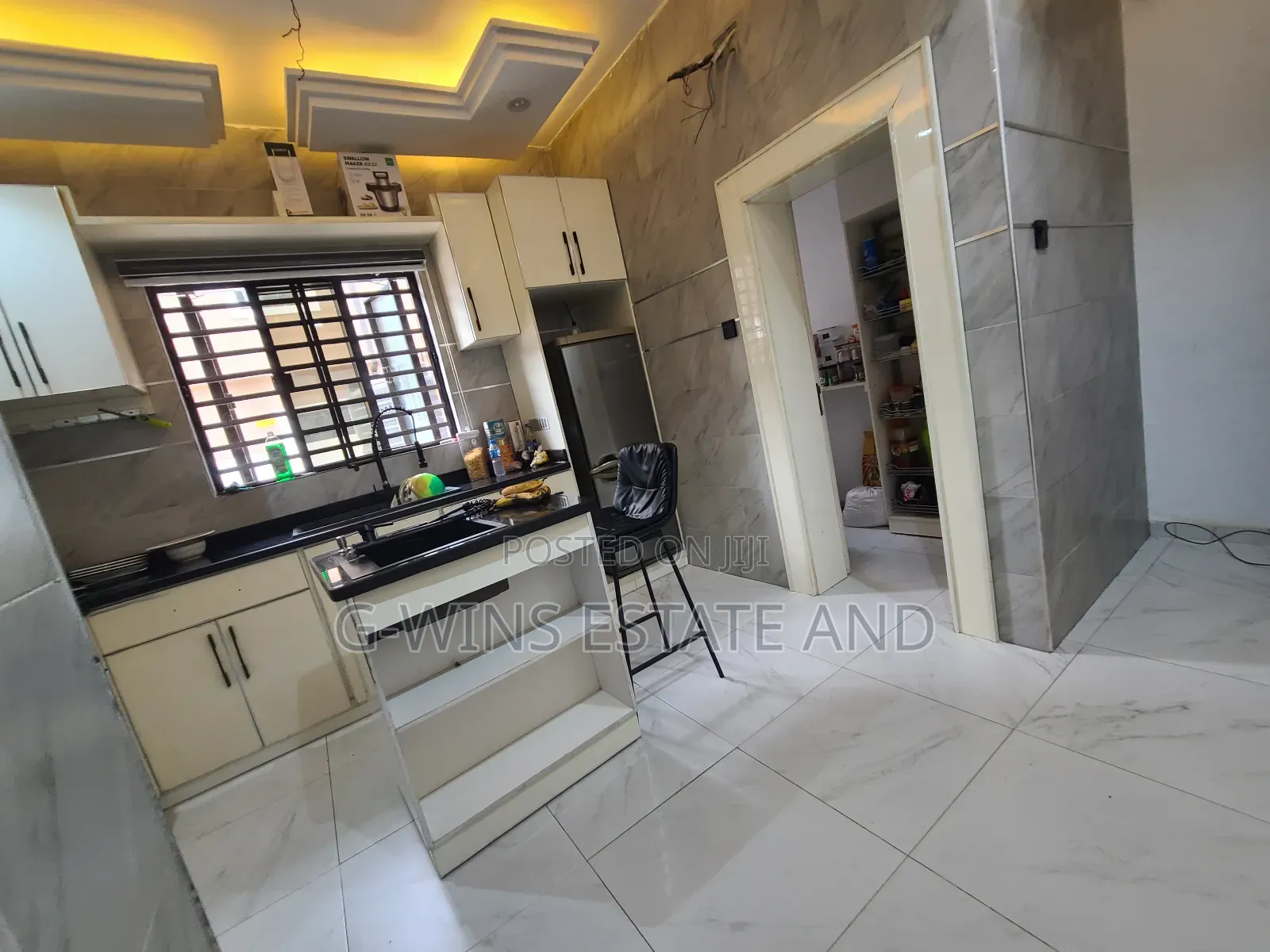 5bdrm Duplex in Okhuoromi Off, Benin City for sale in Benin City