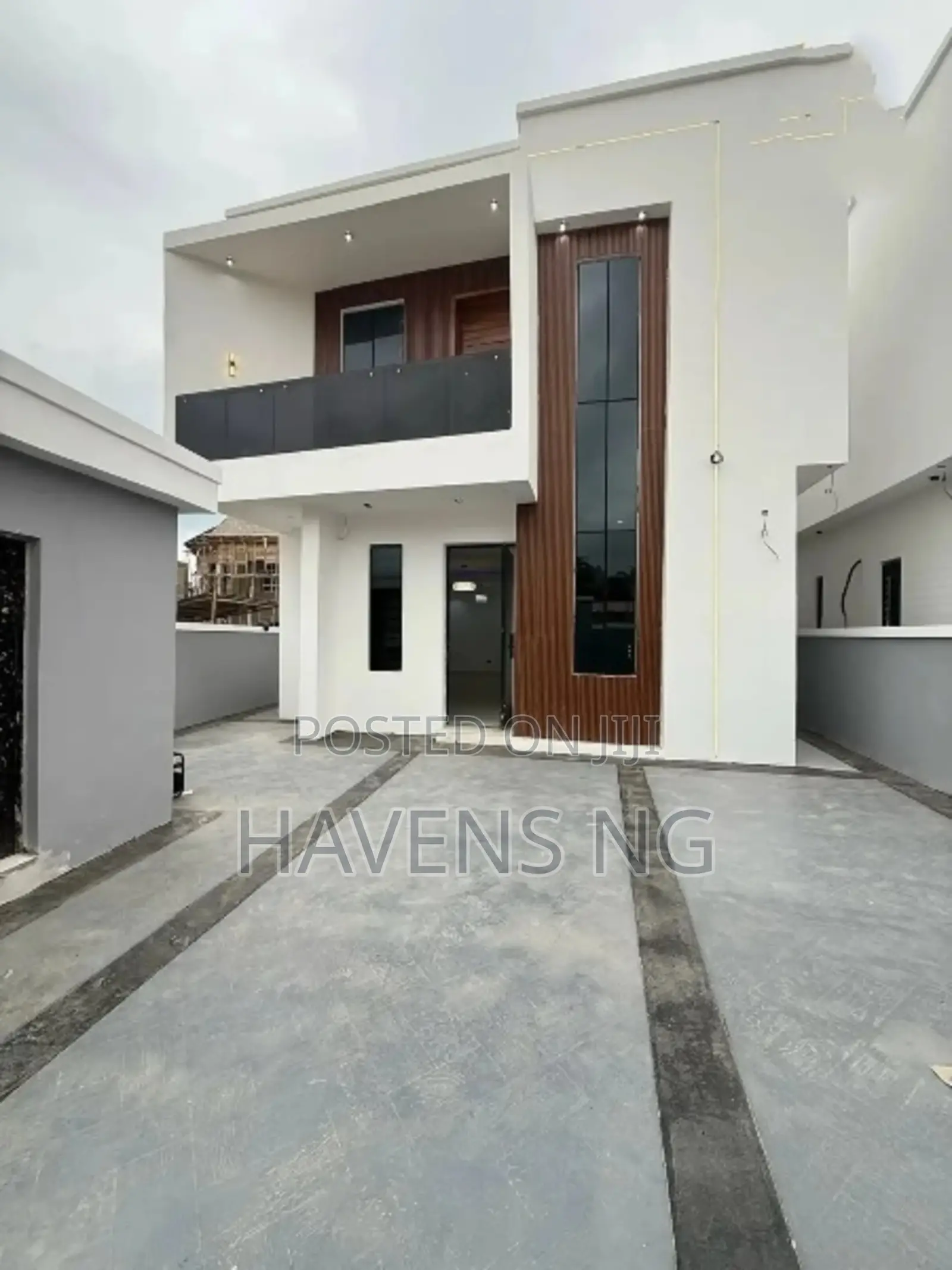 4bdrm Duplex in Lekki Expressway for sale in Lekki Expressway