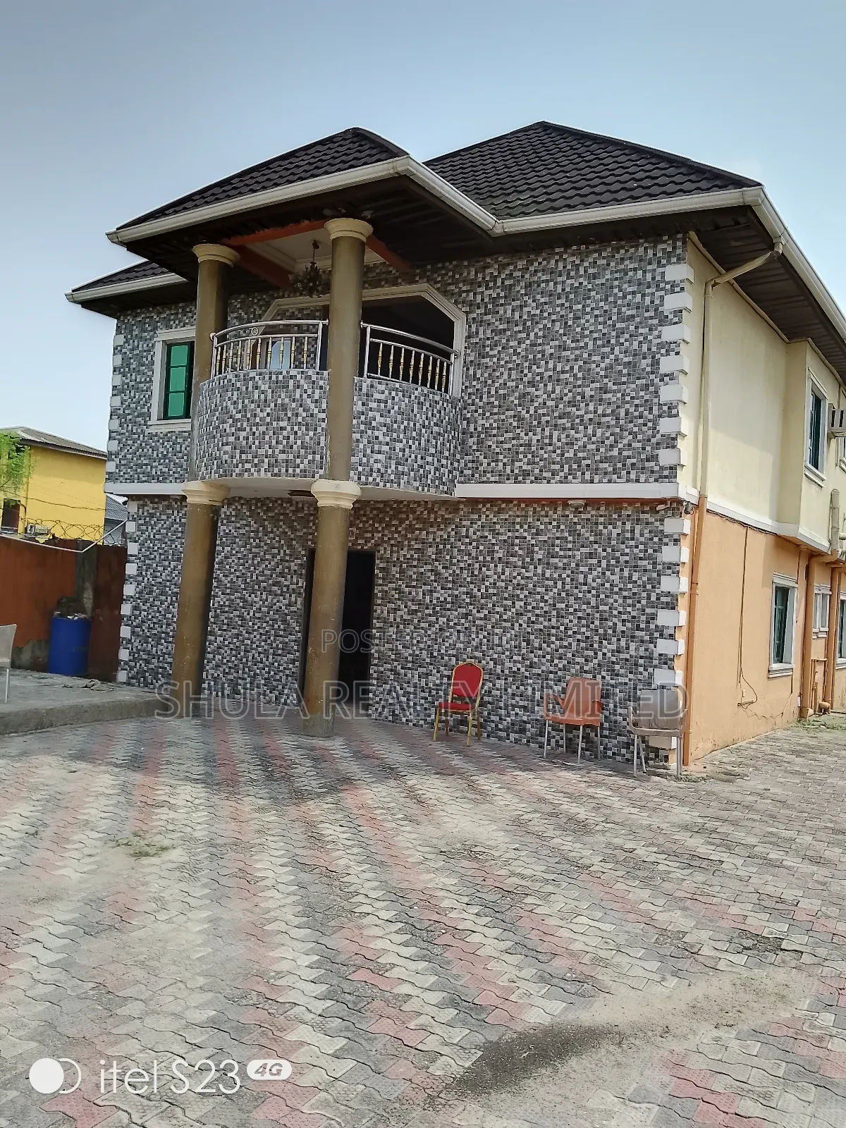 Hotel For Sale in Ajangbadi