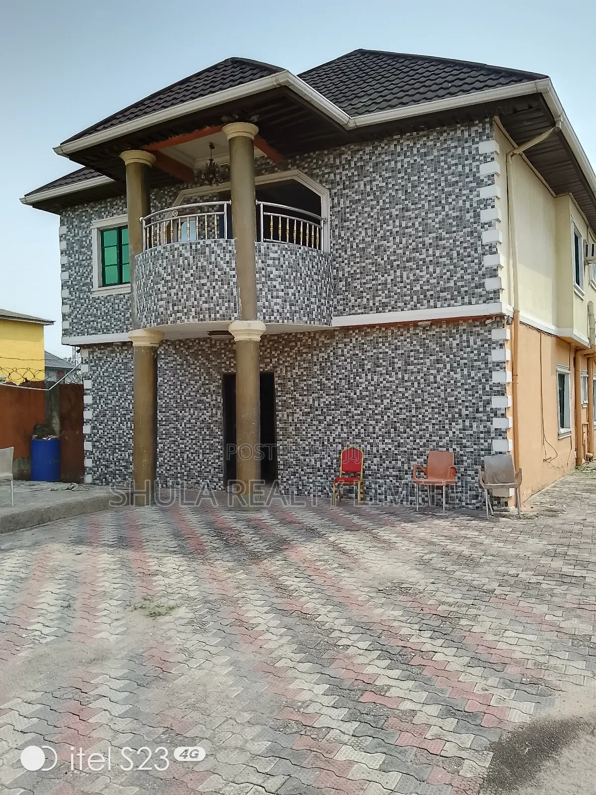 Hotel For Sale in Ajangbadi