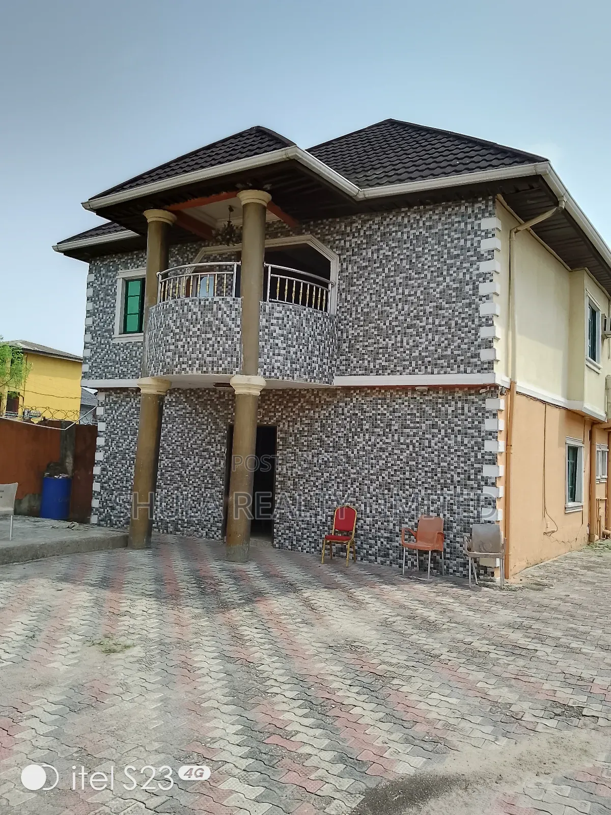 Hotel For Sale in Ajangbadi