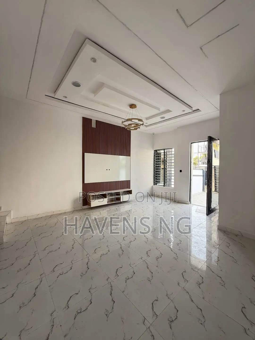4bdrm Duplex in Lekki Phase 1 for sale in Lekki Phase 1