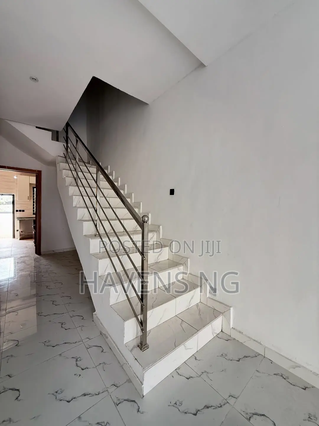 4bdrm Duplex in Lekki Phase 1 for sale in Lekki Phase 1