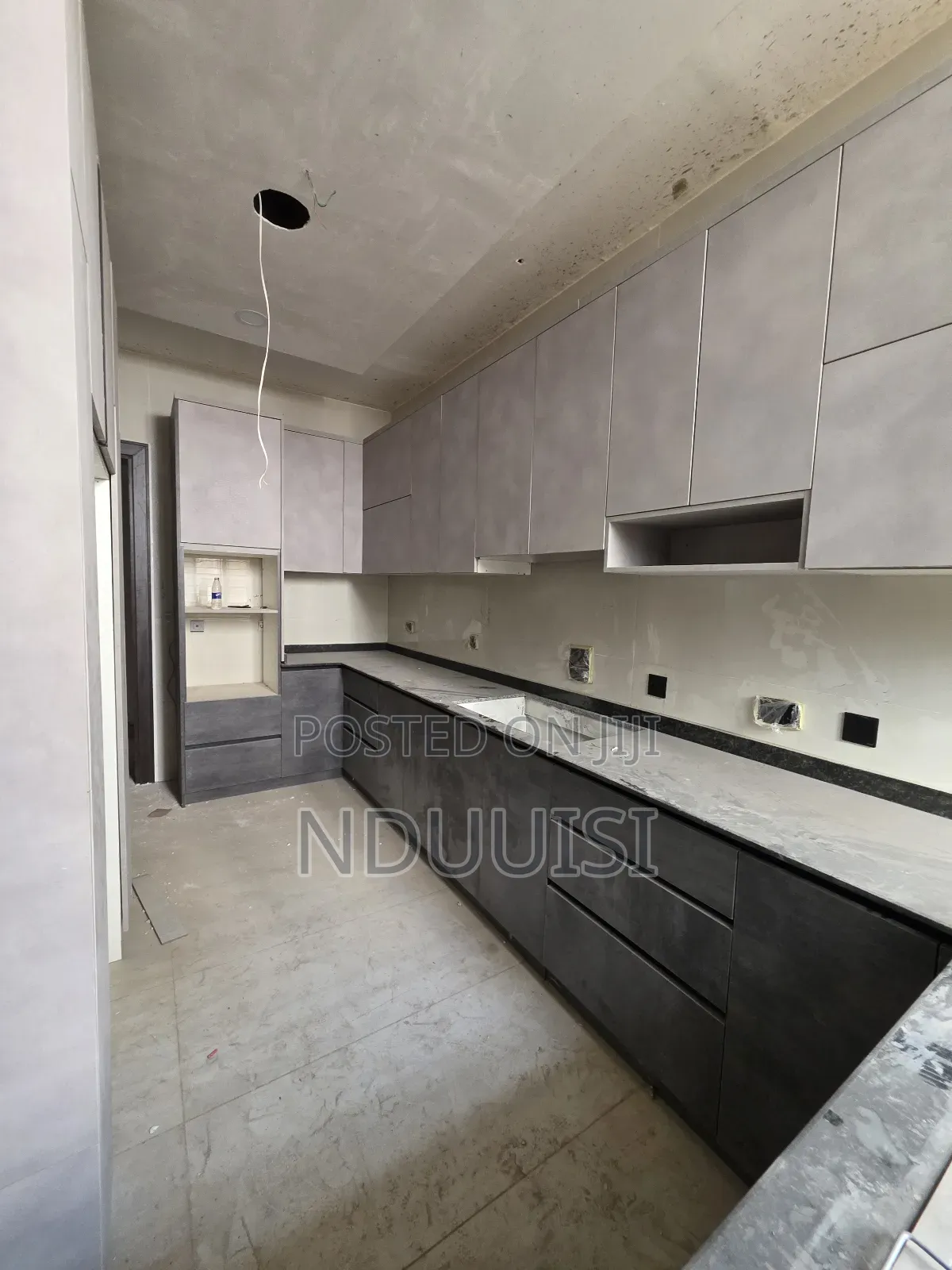5bdrm Townhouse/Terrace in Jahi for sale in Jahi