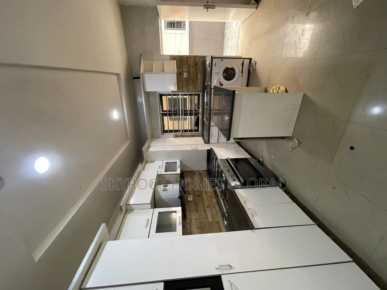 4bdrm Duplex in Victoria Crest, Chevron for rent in Chevron