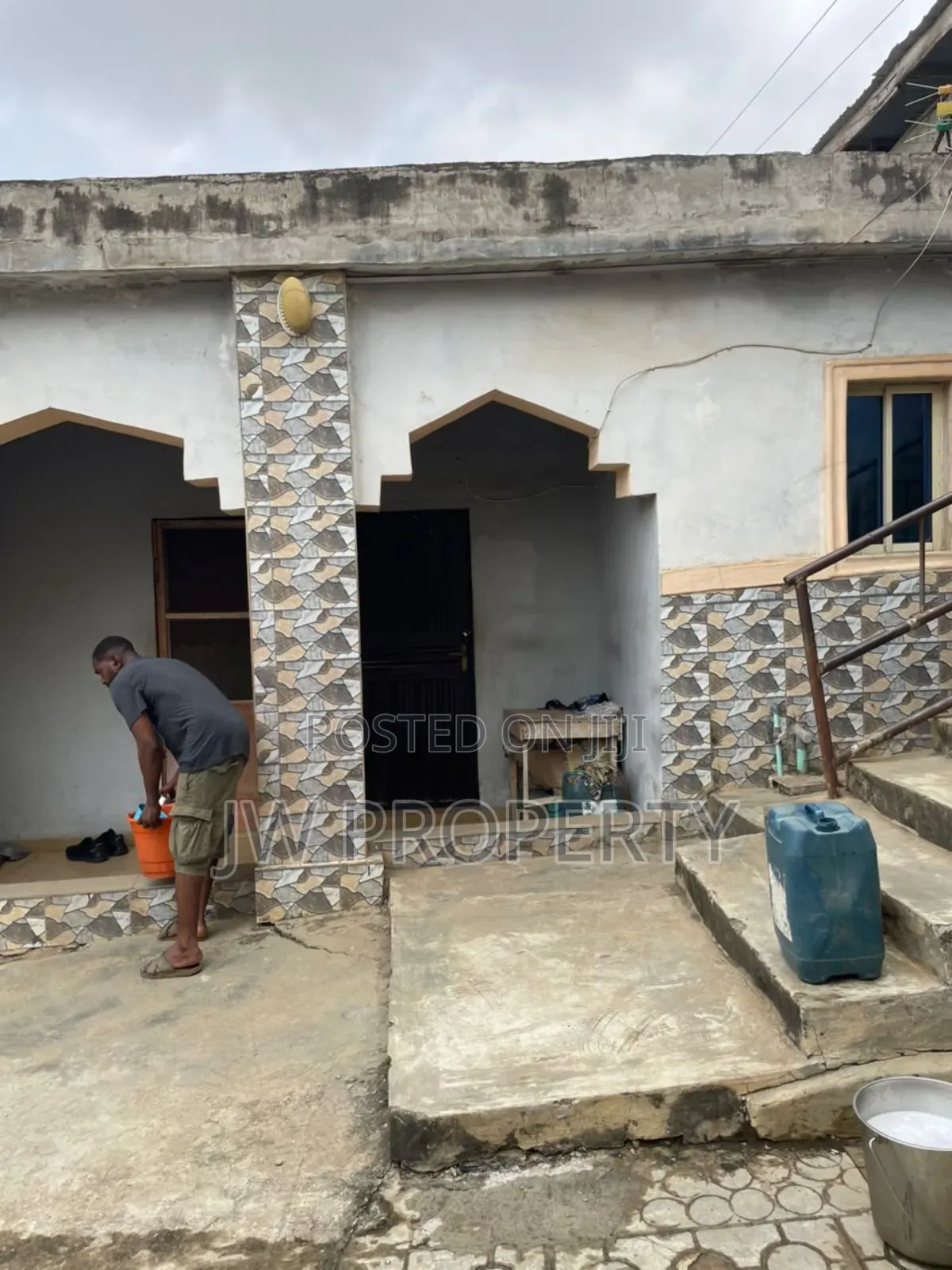 4bdrm Apartment in Palace Estate, Akesan for sale in Akesan