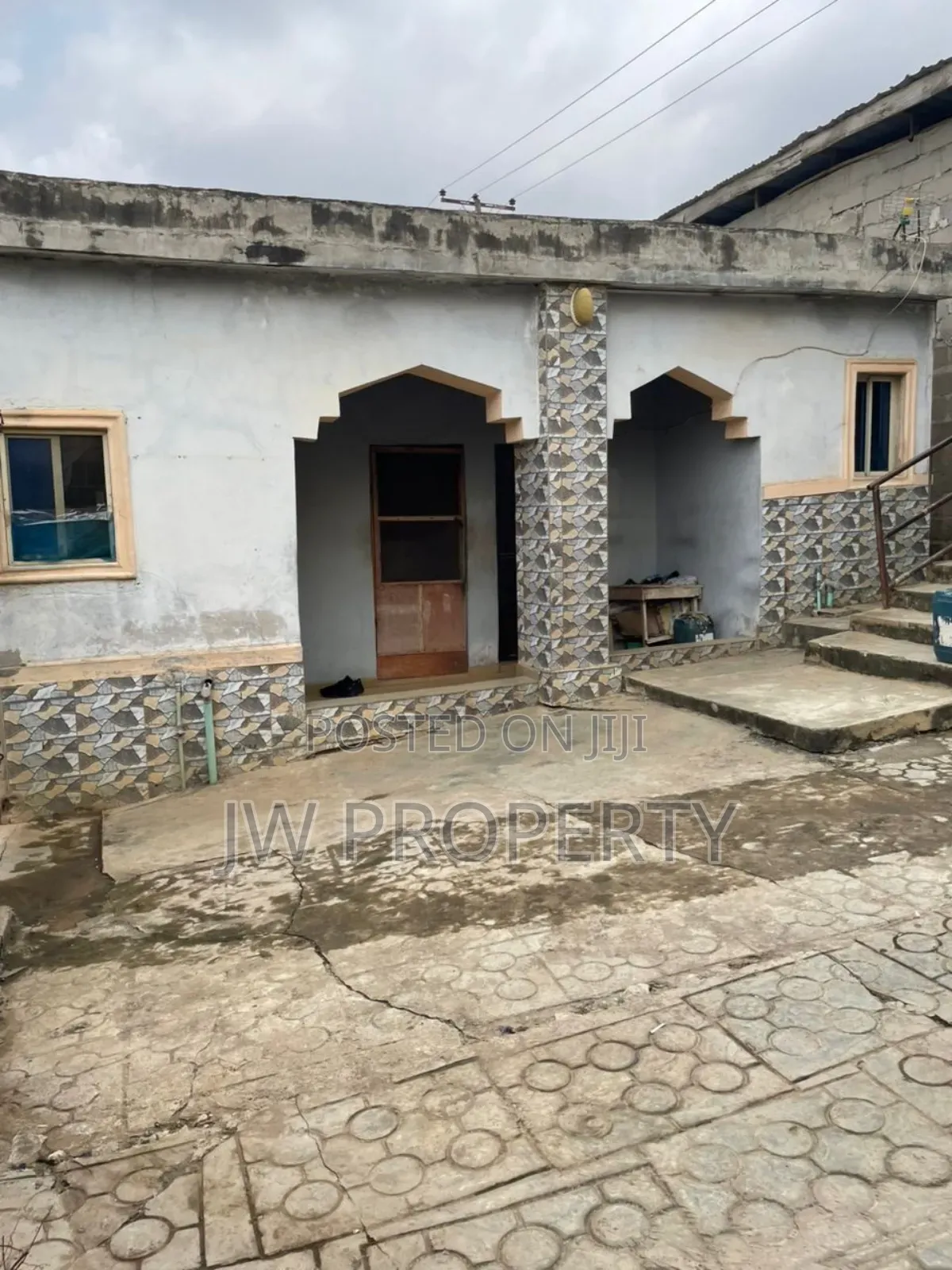 4bdrm Apartment in Palace Estate, Akesan for sale in Akesan