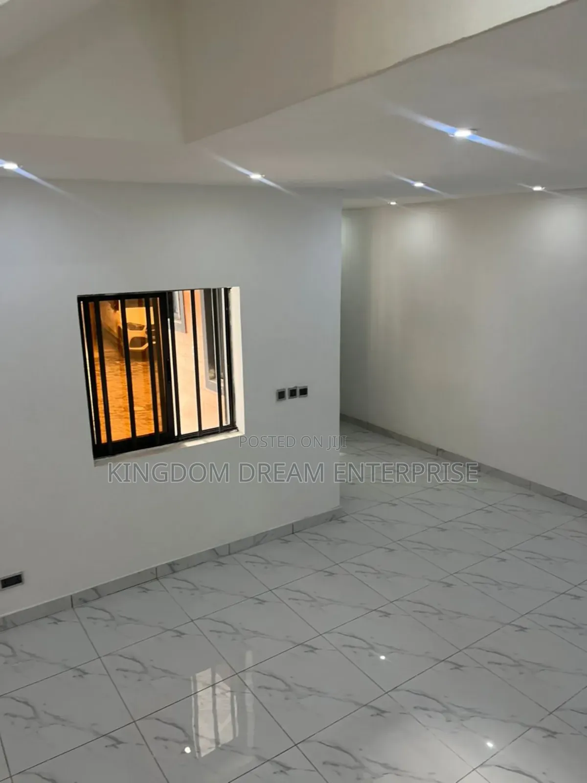 4bdrm Duplex in Allen Ikeja for sale in Allen Avenue