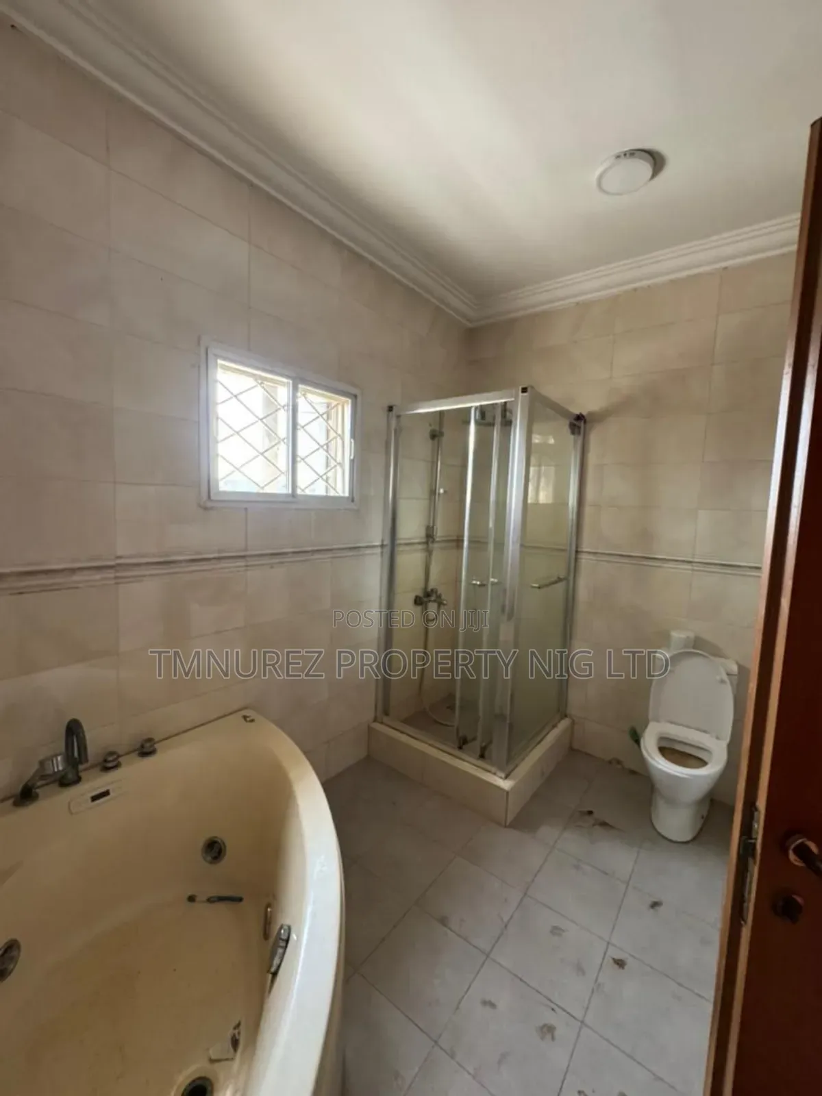 4bdrm Duplex in Agungi for rent in Agungi