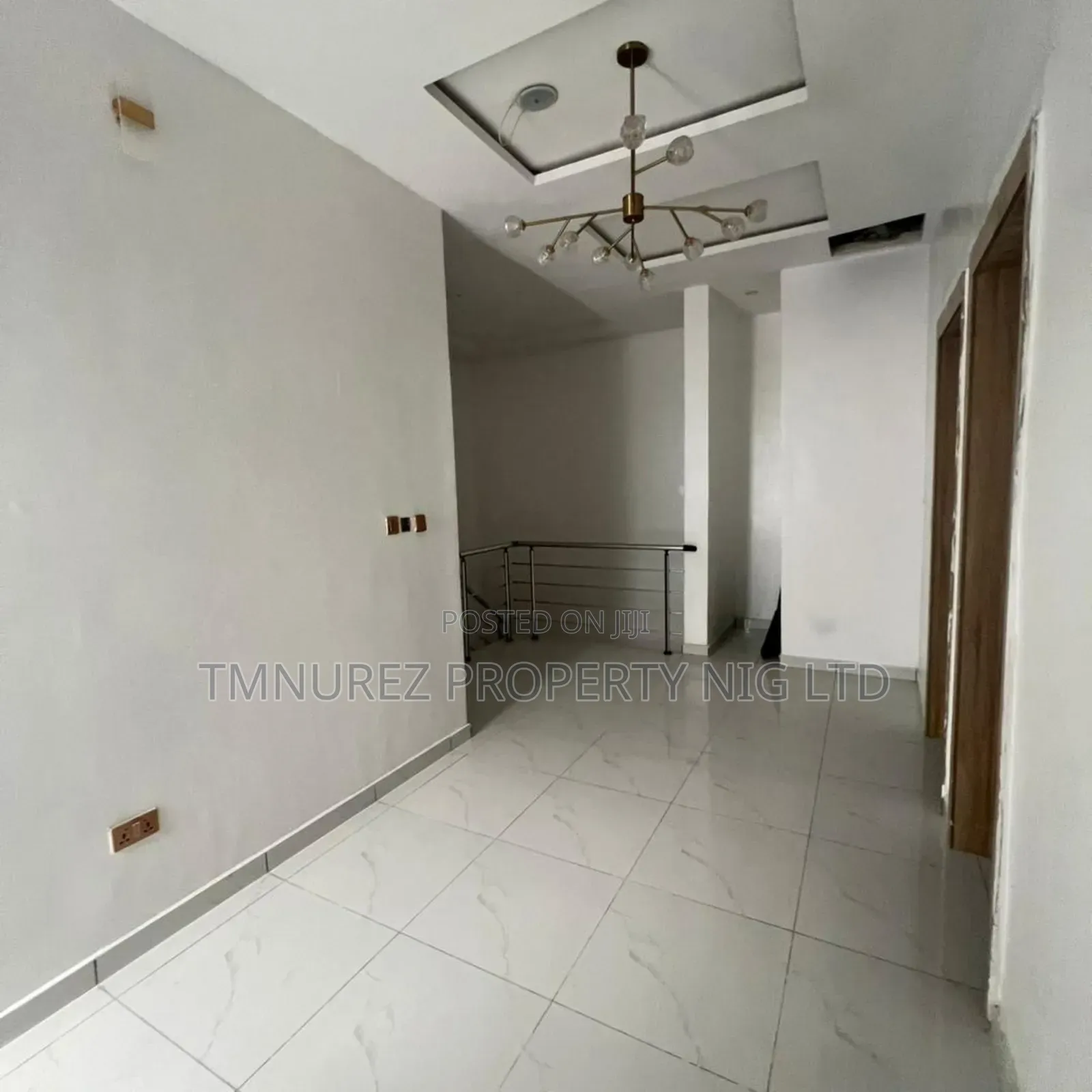4bdrm Duplex in Chevron for rent in Chevron