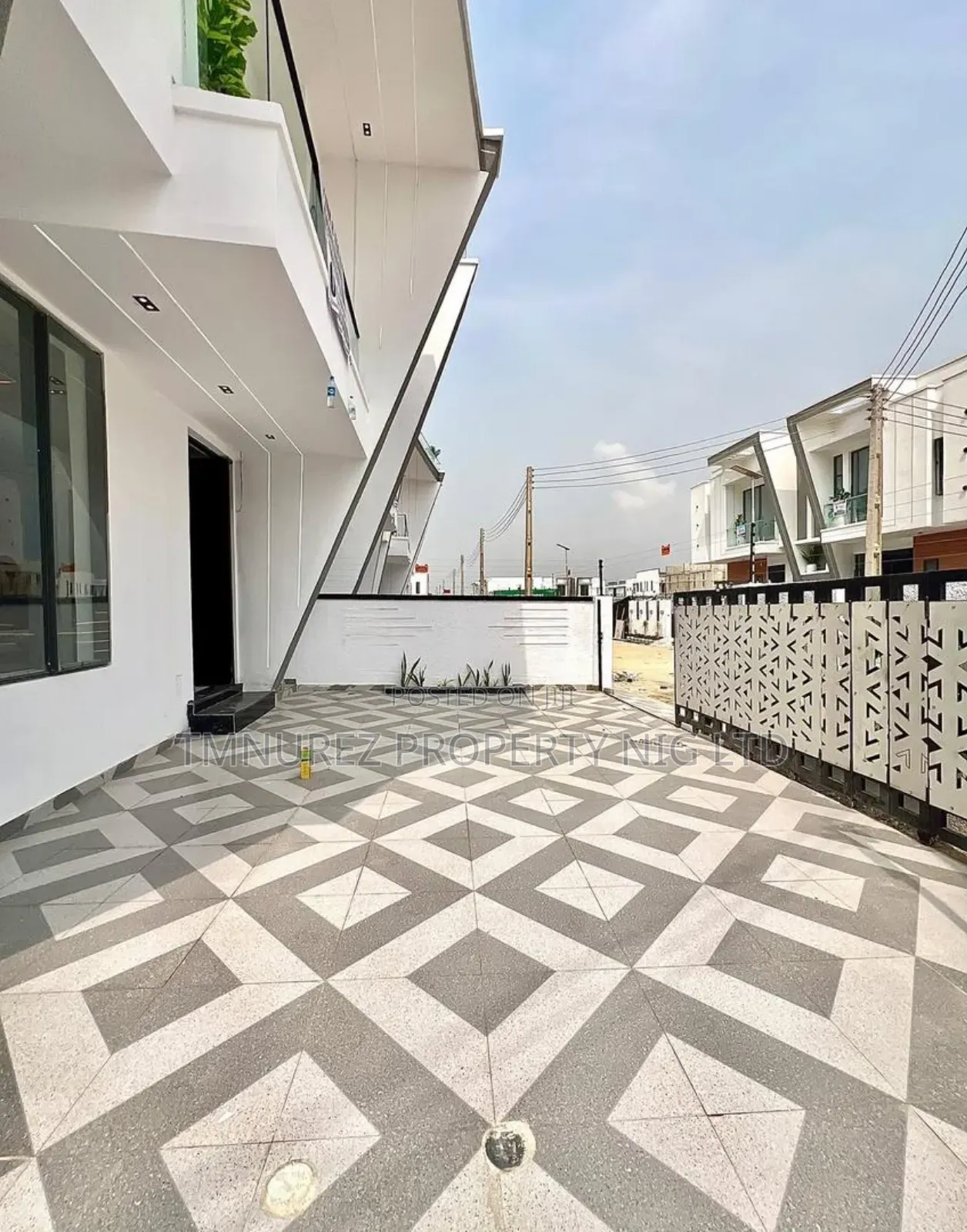 4bdrm Duplex in Ajah for sale in Ajah