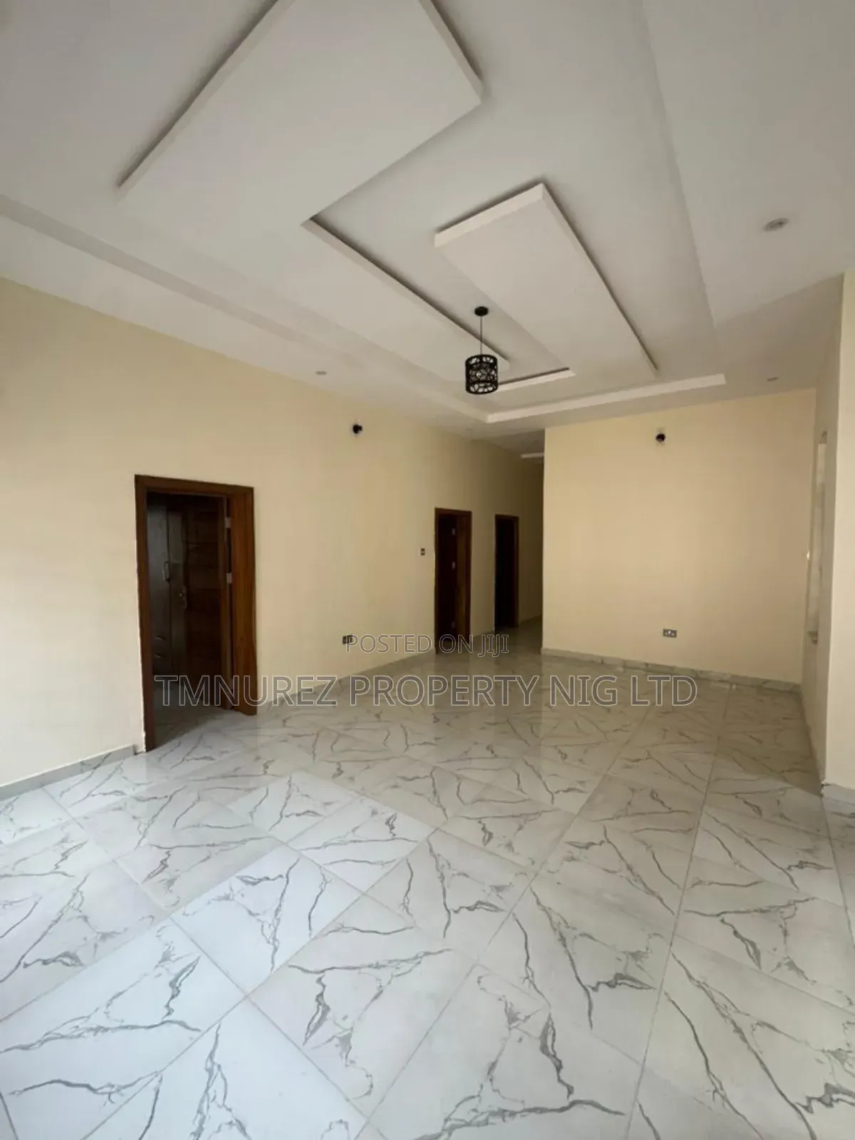 3bdrm Apartment in Chevron Estate for rent in Chevron