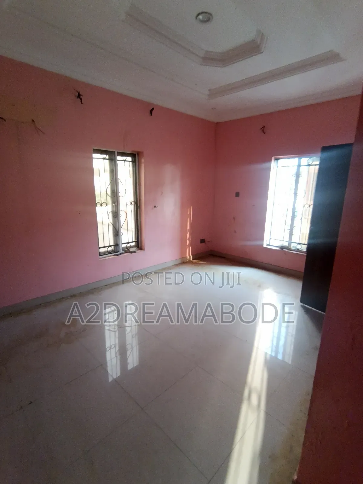 5bdrm Duplex in Magodo Phase 2 for rent in Magodo
