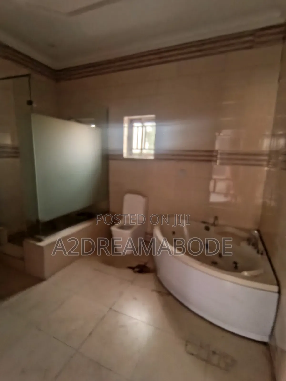 5bdrm Duplex in Magodo Phase 2 for rent in Magodo