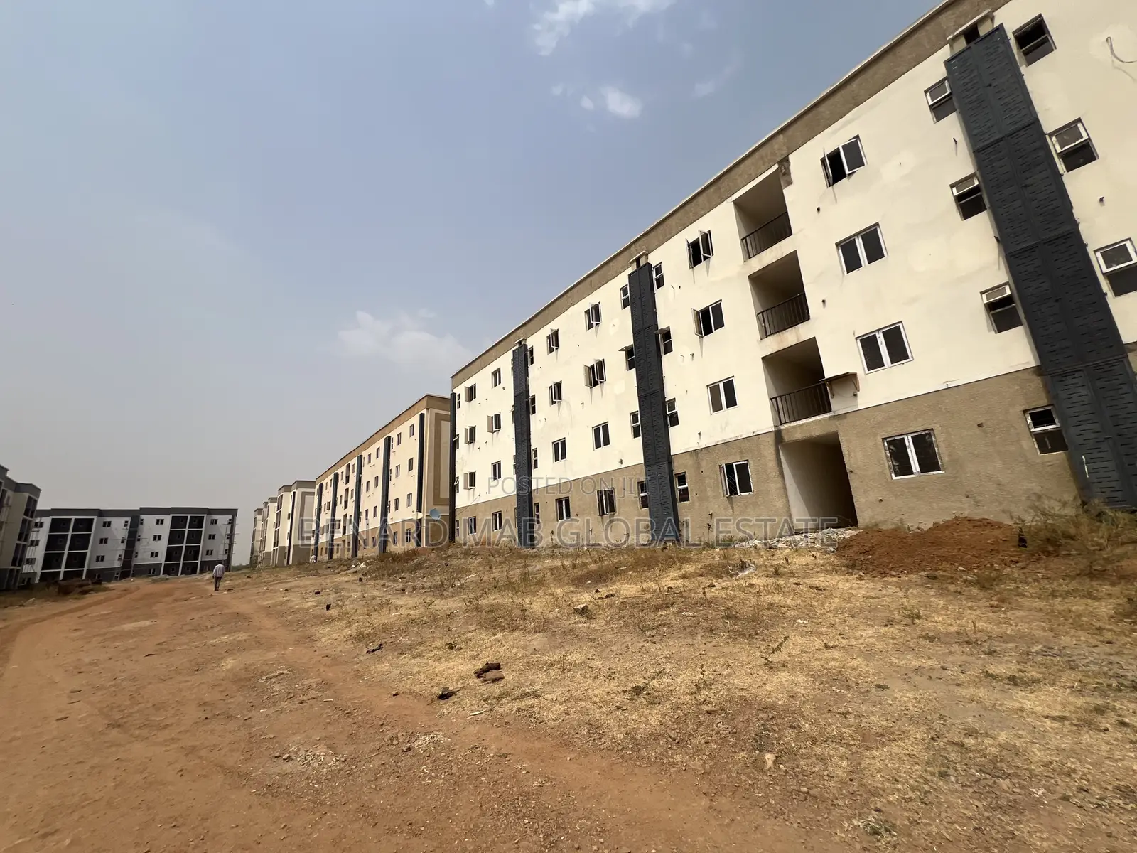 1bdrm Block of Flats in Mab Global City, Life Camp for sale in Life Camp