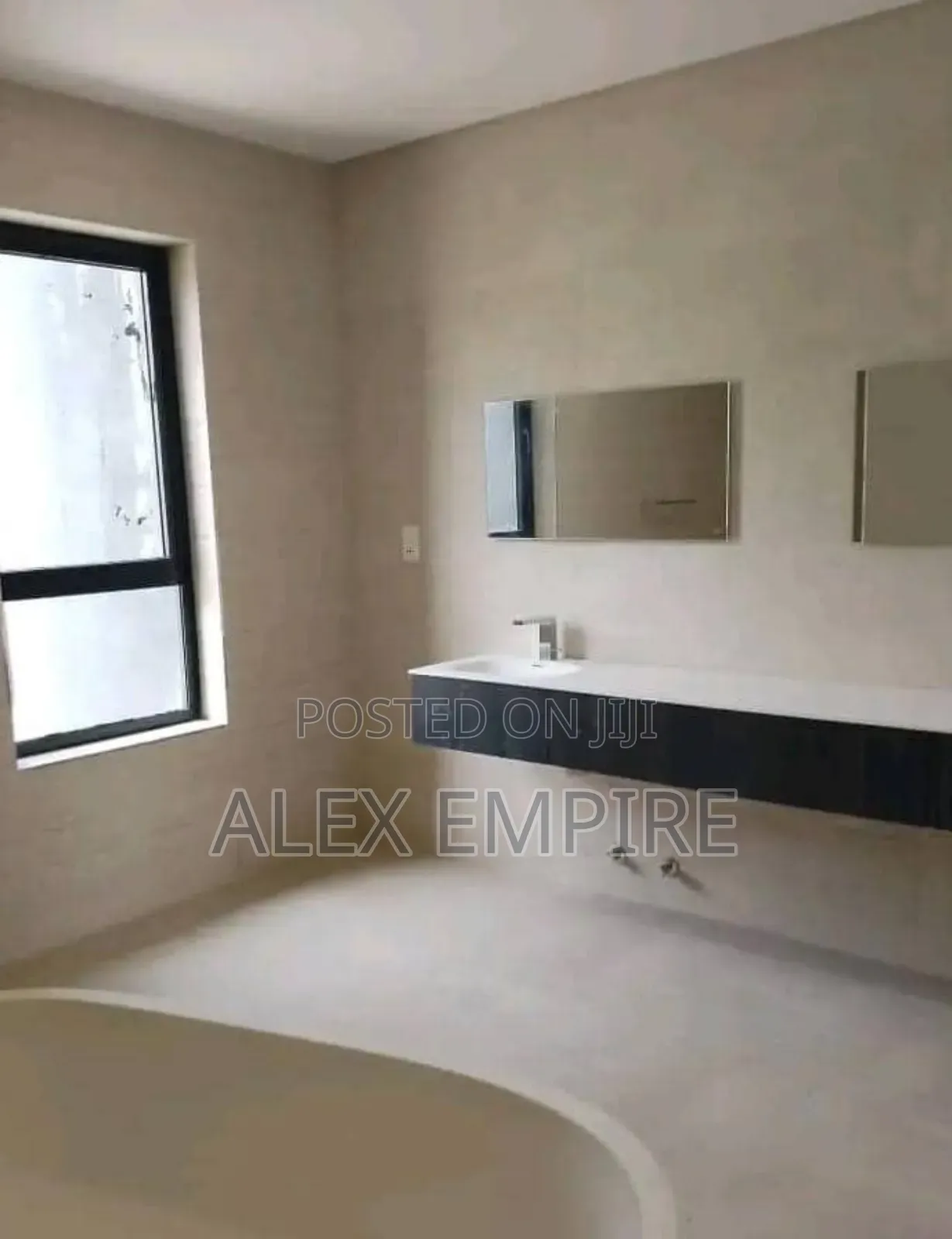 6bdrm Duplex in Banana Island for sale in Banana Island