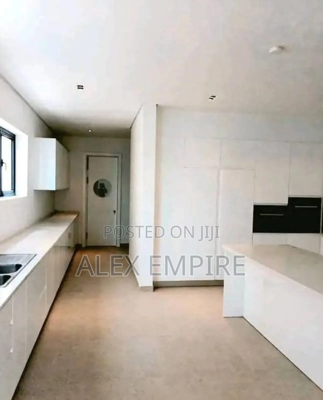 6bdrm Duplex in Banana Island for sale in Banana Island