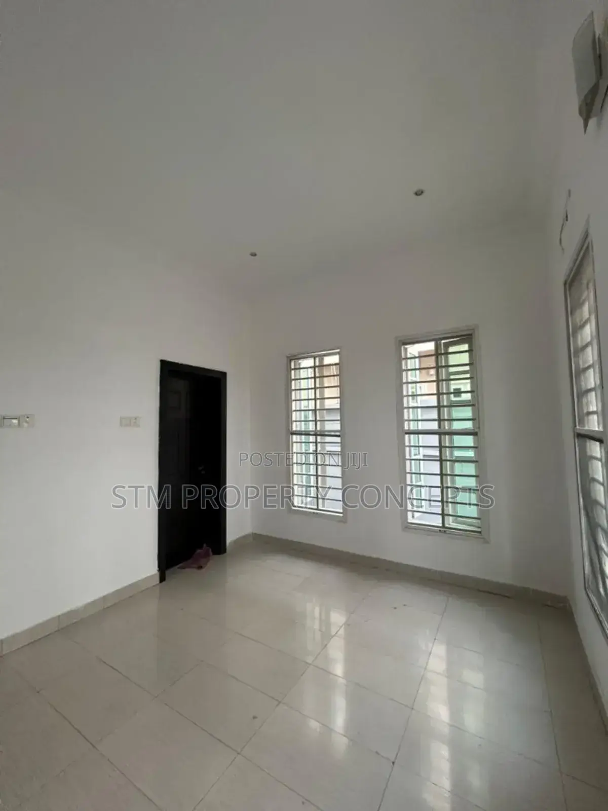 Furnished 4bdrm Duplex in Lekki for sale in Lekki