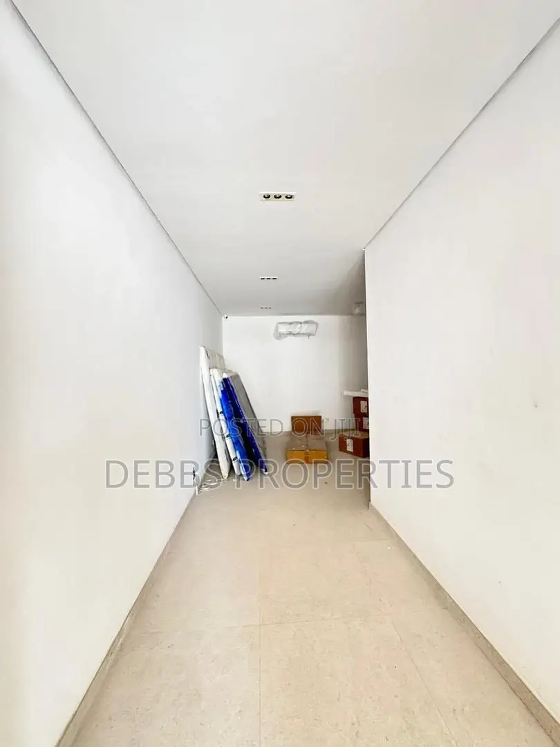 Furnished 5bdrm Townhouse/Terrace in Banana Island for sale in Banana Island