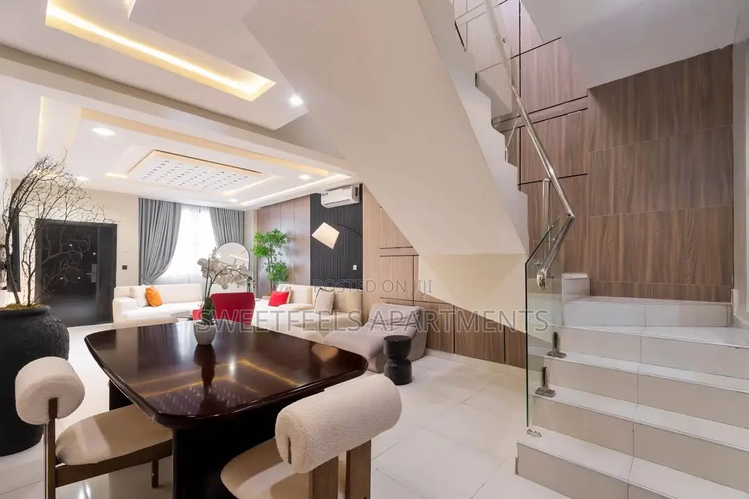 Willow Grove Stunning 2 Bedroom Maisonette in Lekki Phase 1