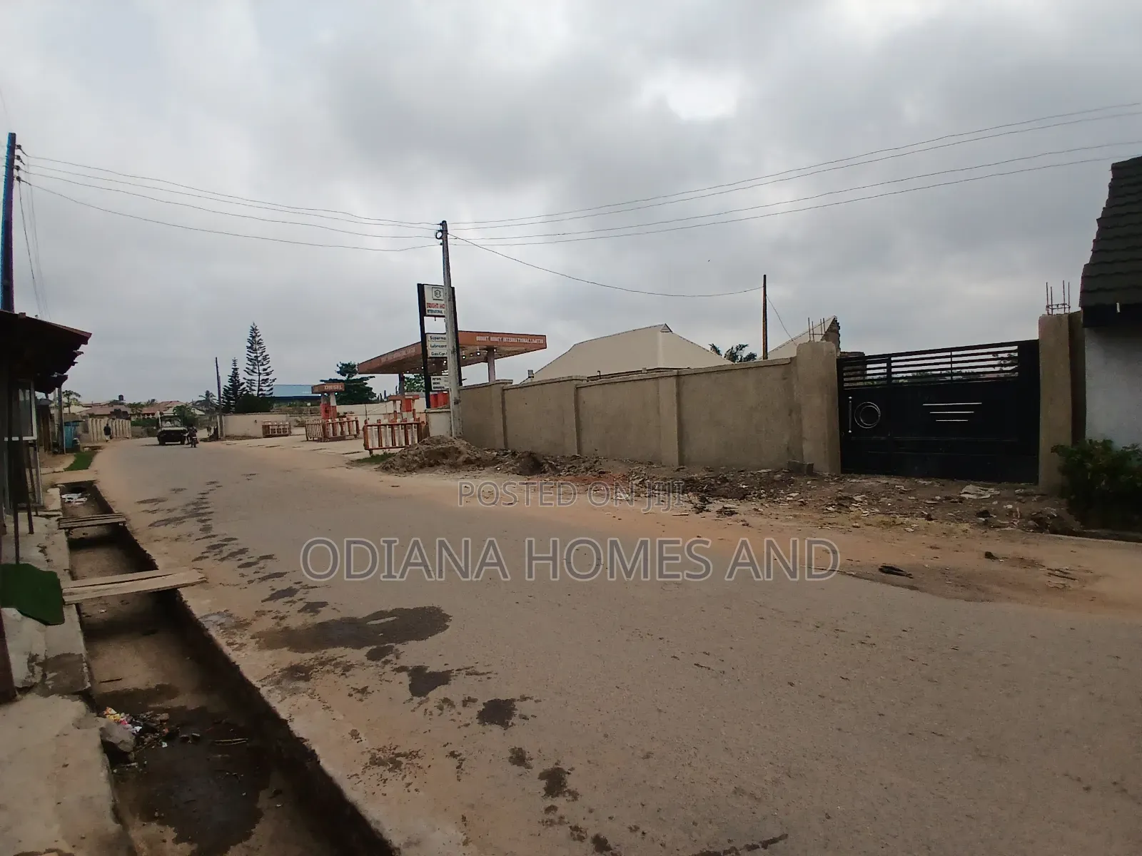 1 Plot of Mixed-Use Land for Sale Around Ologuneru-Alafara Axis,Ibadan in Ibadan