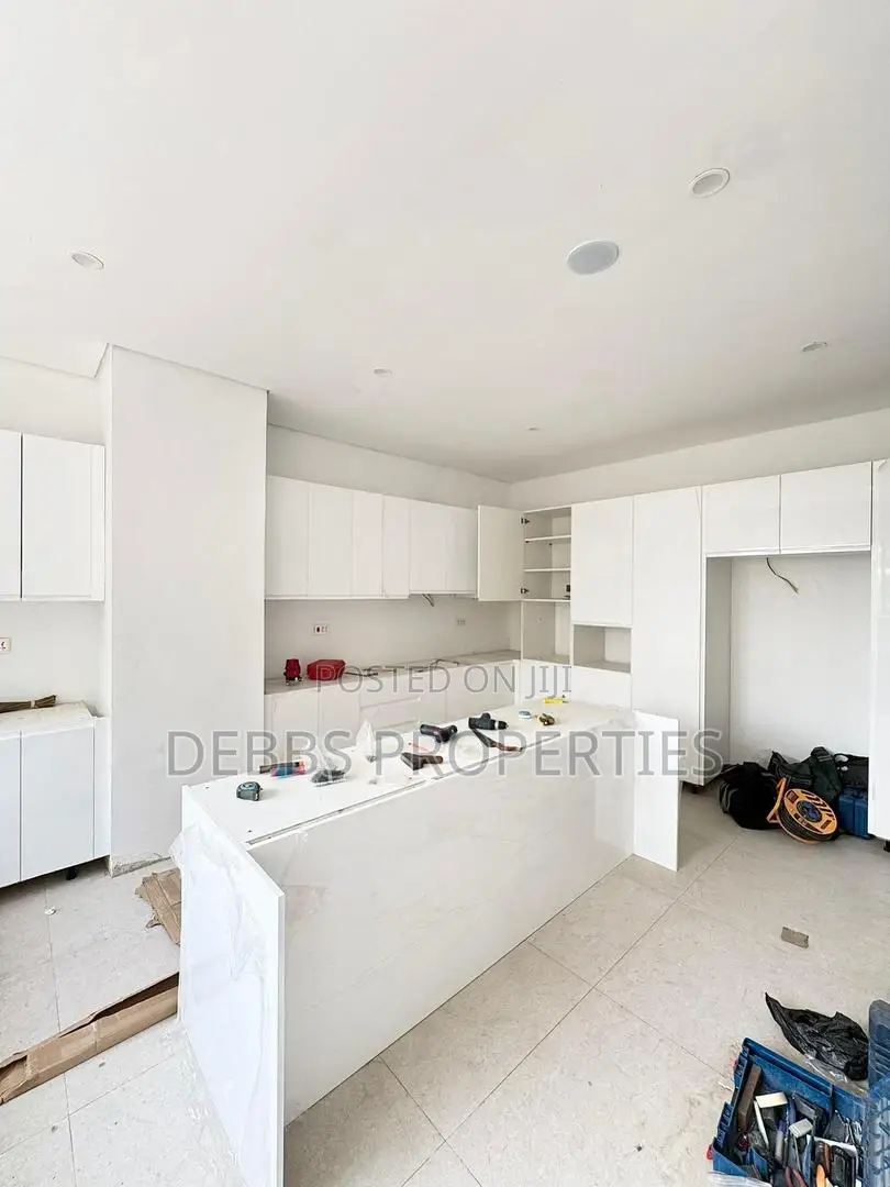 Furnished 5bdrm Townhouse/Terrace in Banana Island for sale in Banana Island