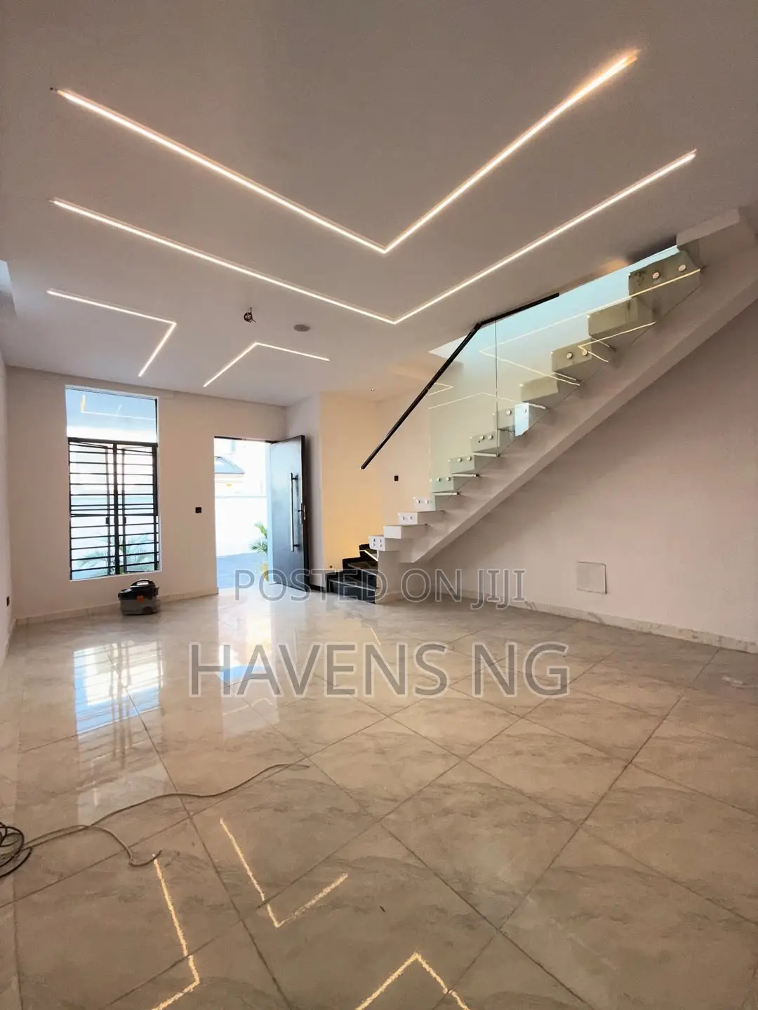 4bdrm Duplex in Lekki Phase 2 for sale in Lekki Phase 2