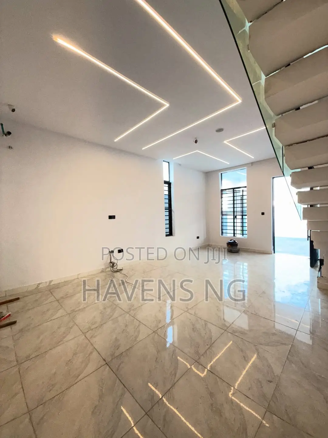 4bdrm Duplex in Lekki Phase 2 for sale in Lekki Phase 2