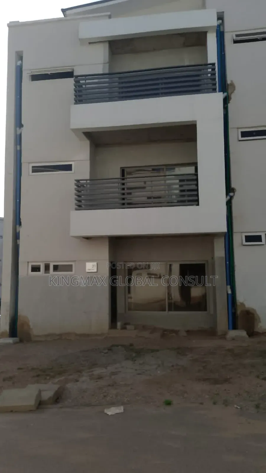 4bdrm Duplex in Life Camp for sale in Life Camp