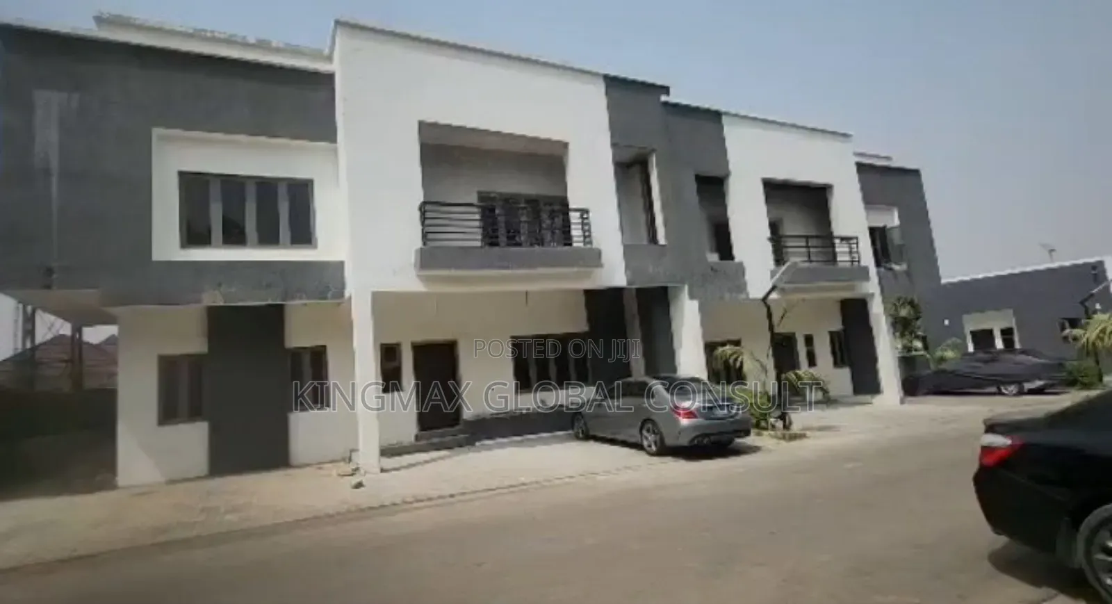 4bdrm Duplex in Life Camp Abuja for sale in Life Camp