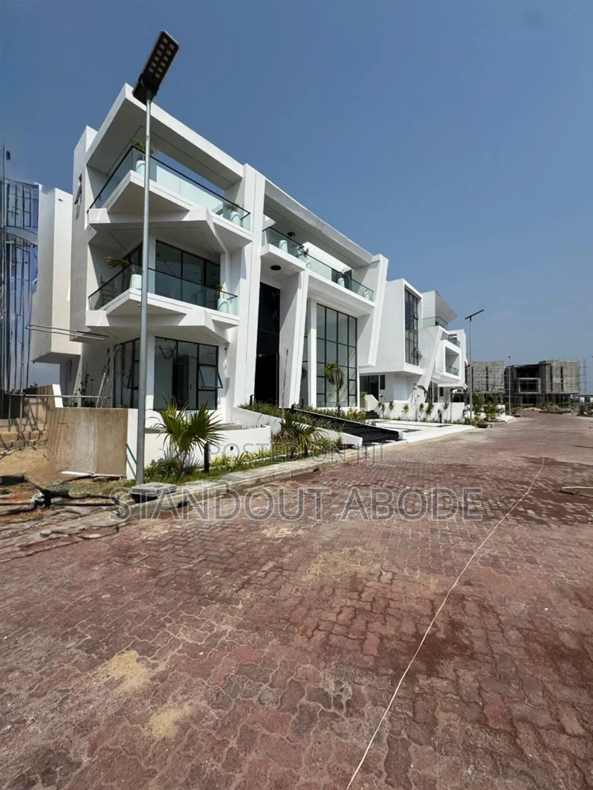 5bdrm Duplex in In Beautiful And, Osapa london for sale in Osapa london
