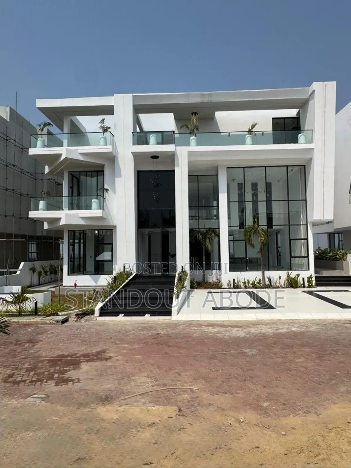5bdrm Duplex in In Beautiful And, Osapa london for sale in Osapa london