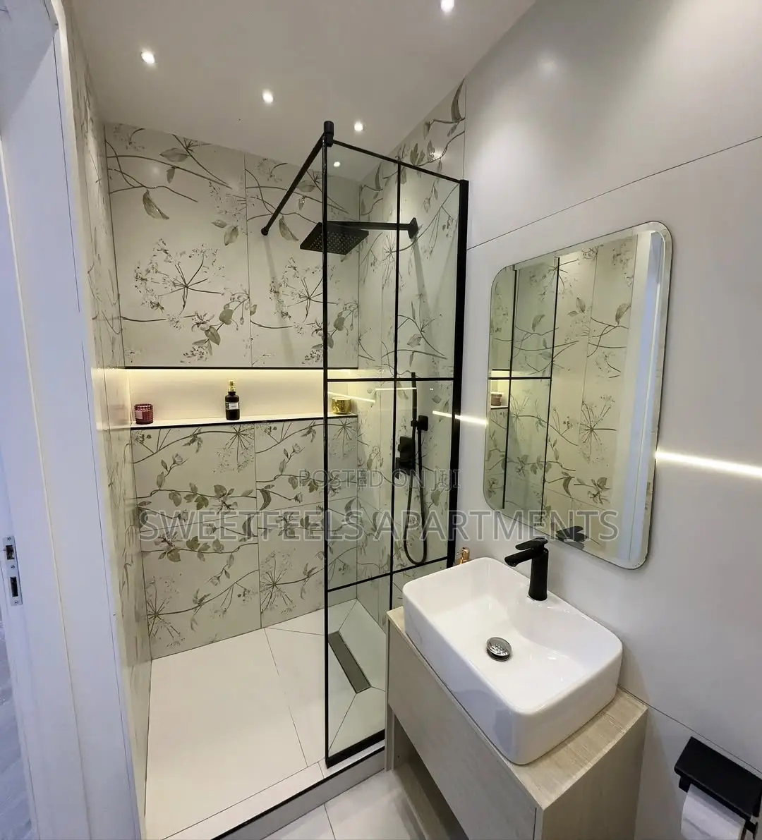 Exclusive and Luxurious Newly Built Spacious 2-Bedroom Apartment in Lekki Phase 1