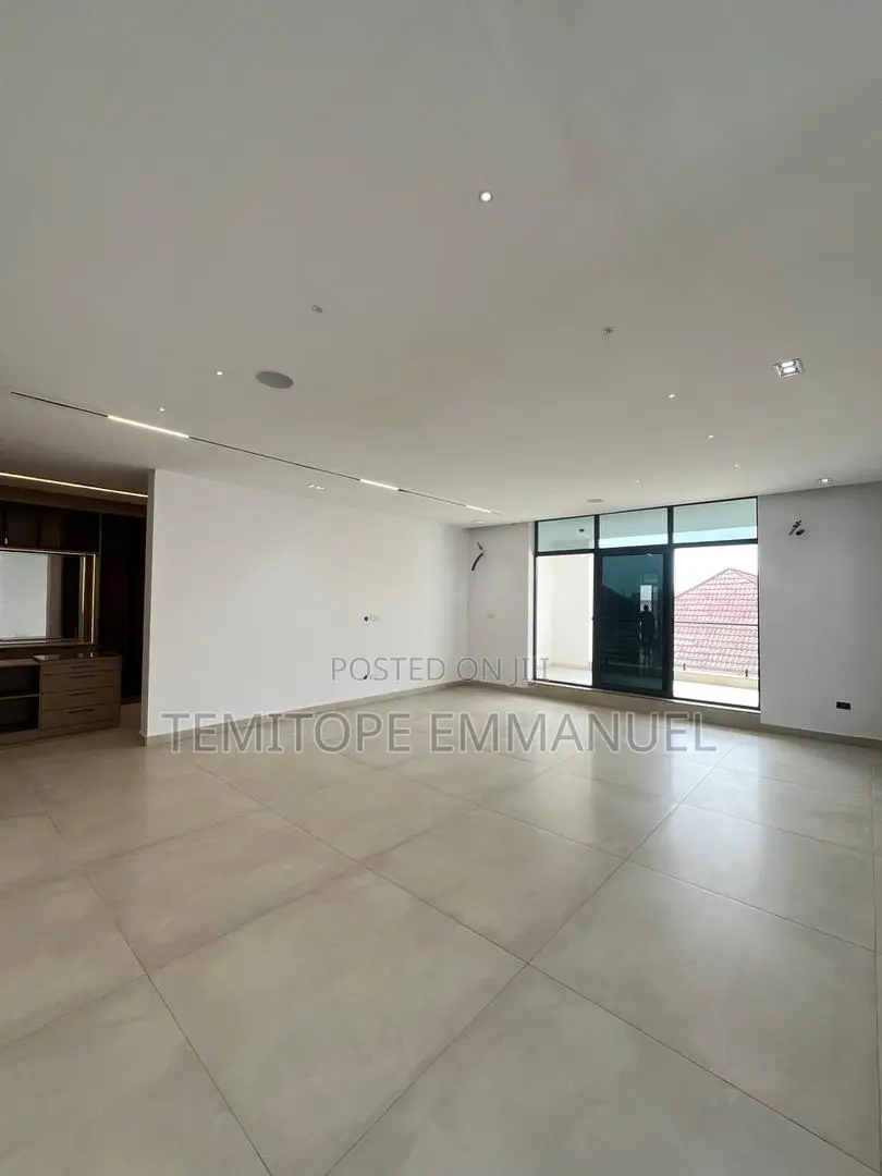 Furnished 5bdrm Duplex in Lekki Phase 1 for sale in Lekki Phase 1