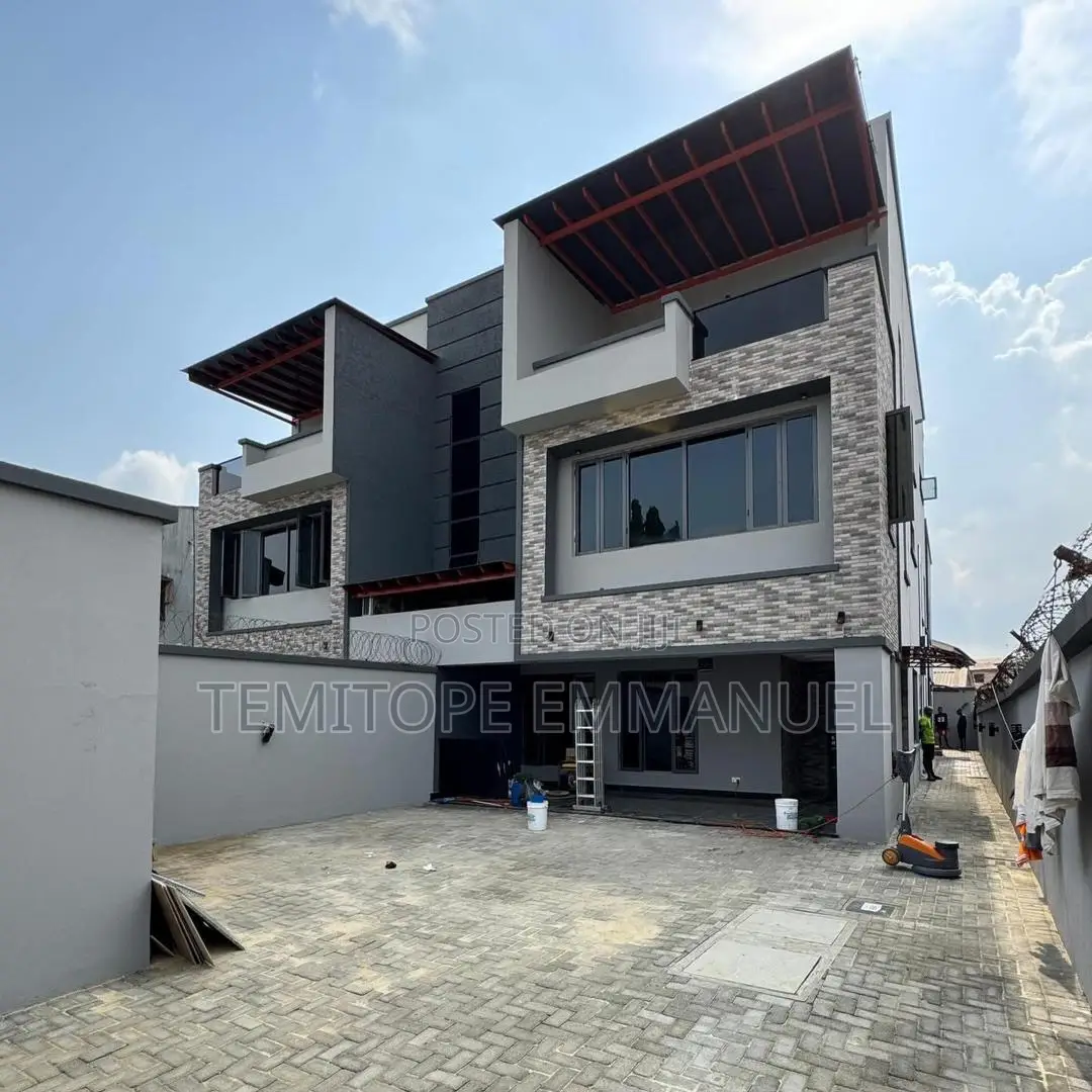 Furnished 5bdrm Duplex in Gbagada for sale in Gbagada