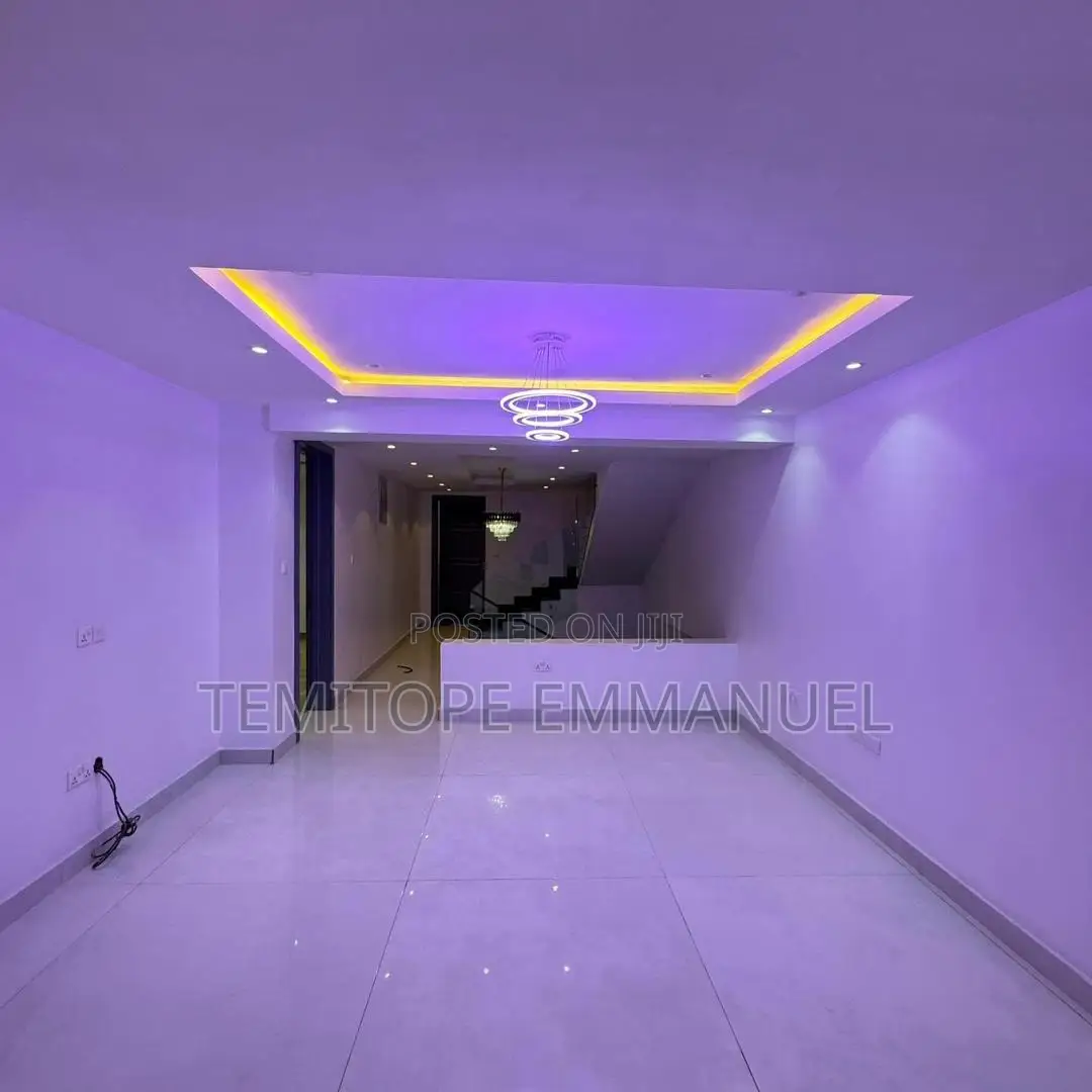 Furnished 5bdrm Duplex in Gbagada for sale in Gbagada