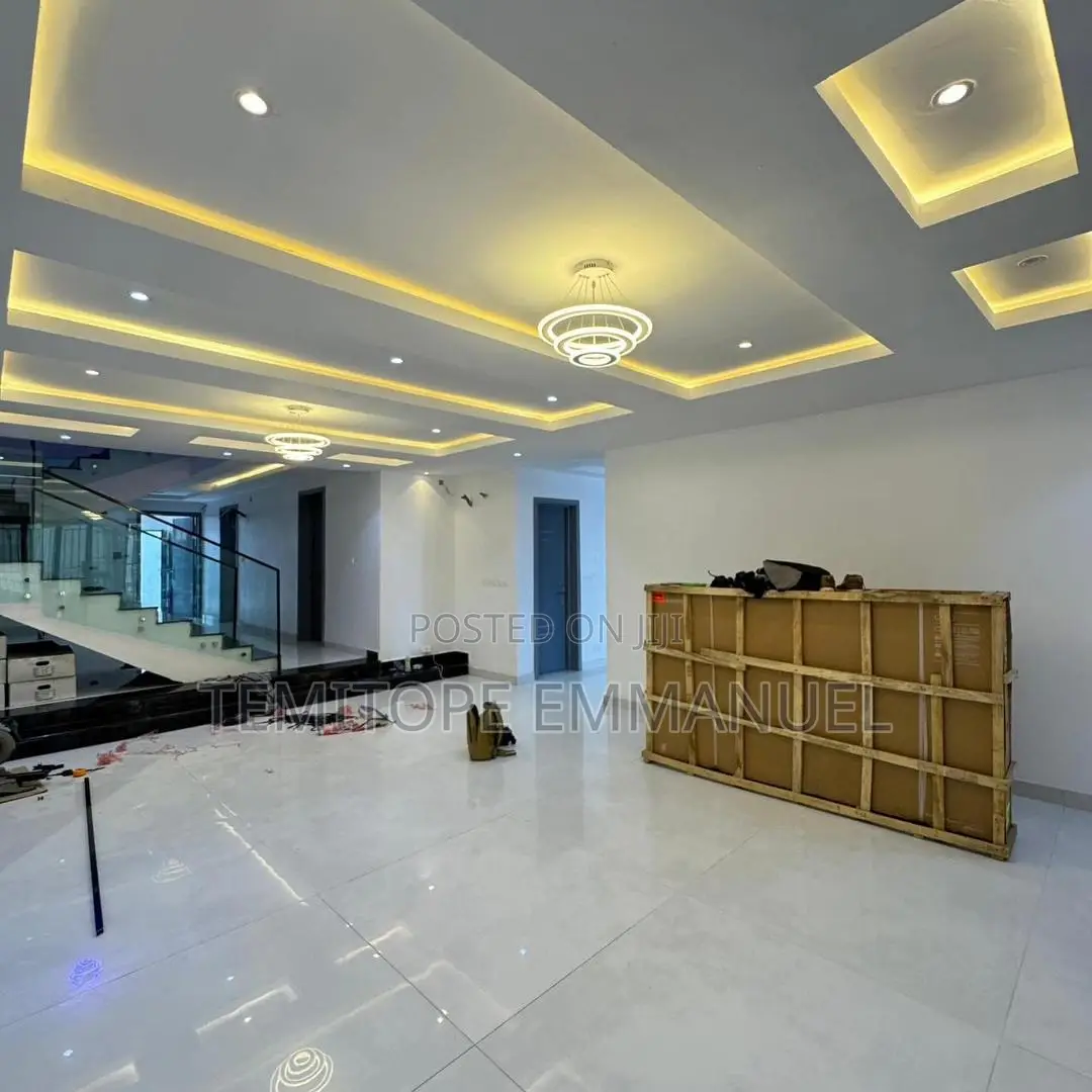 Furnished 5bdrm Duplex in Gbagada for sale in Gbagada
